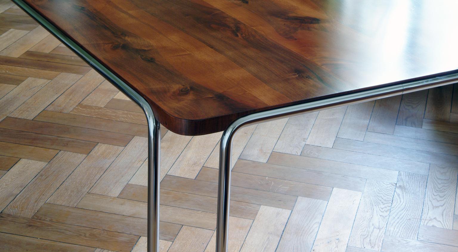Modernistischer Ultra-Thin-Tisch aus röhrenförmigem Stahl von GMD Berlin, anpassbar im Angebot 2