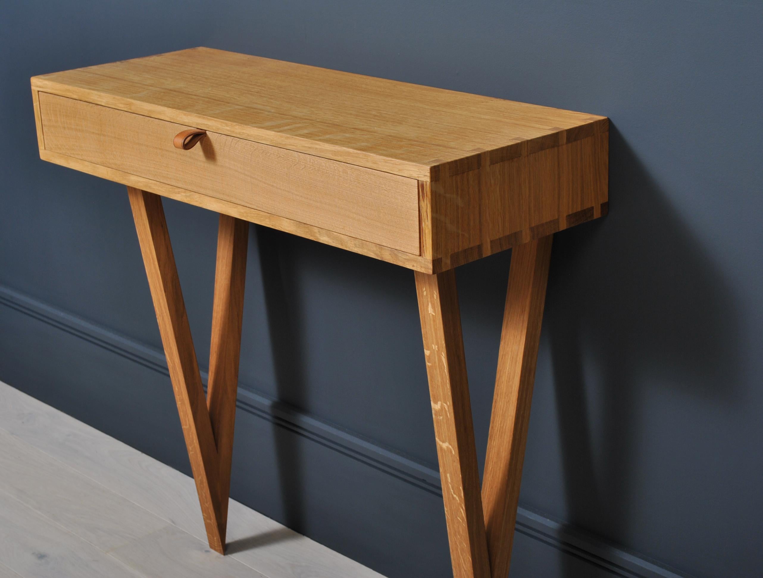 Modernist Vanity Table, Handcrafted English Oak For Sale 2