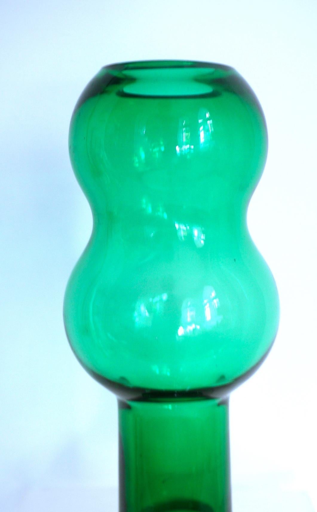 Art Glass Modernist Vase by Finnish Riihimàen Lasi Oy, Late 1960s For Sale