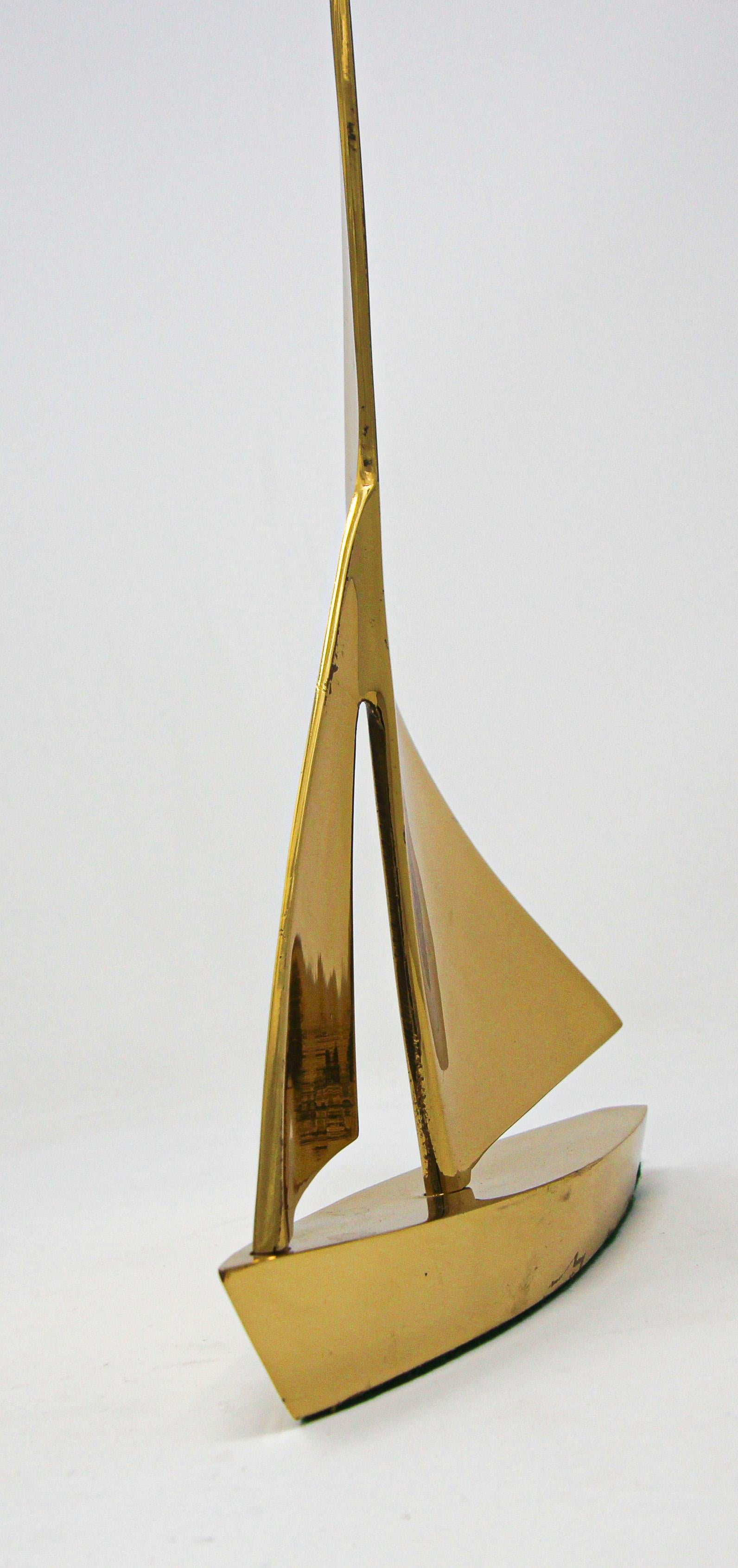 Modernist Vintage Cast Brass Sailboat Paperweight Sculpture 4