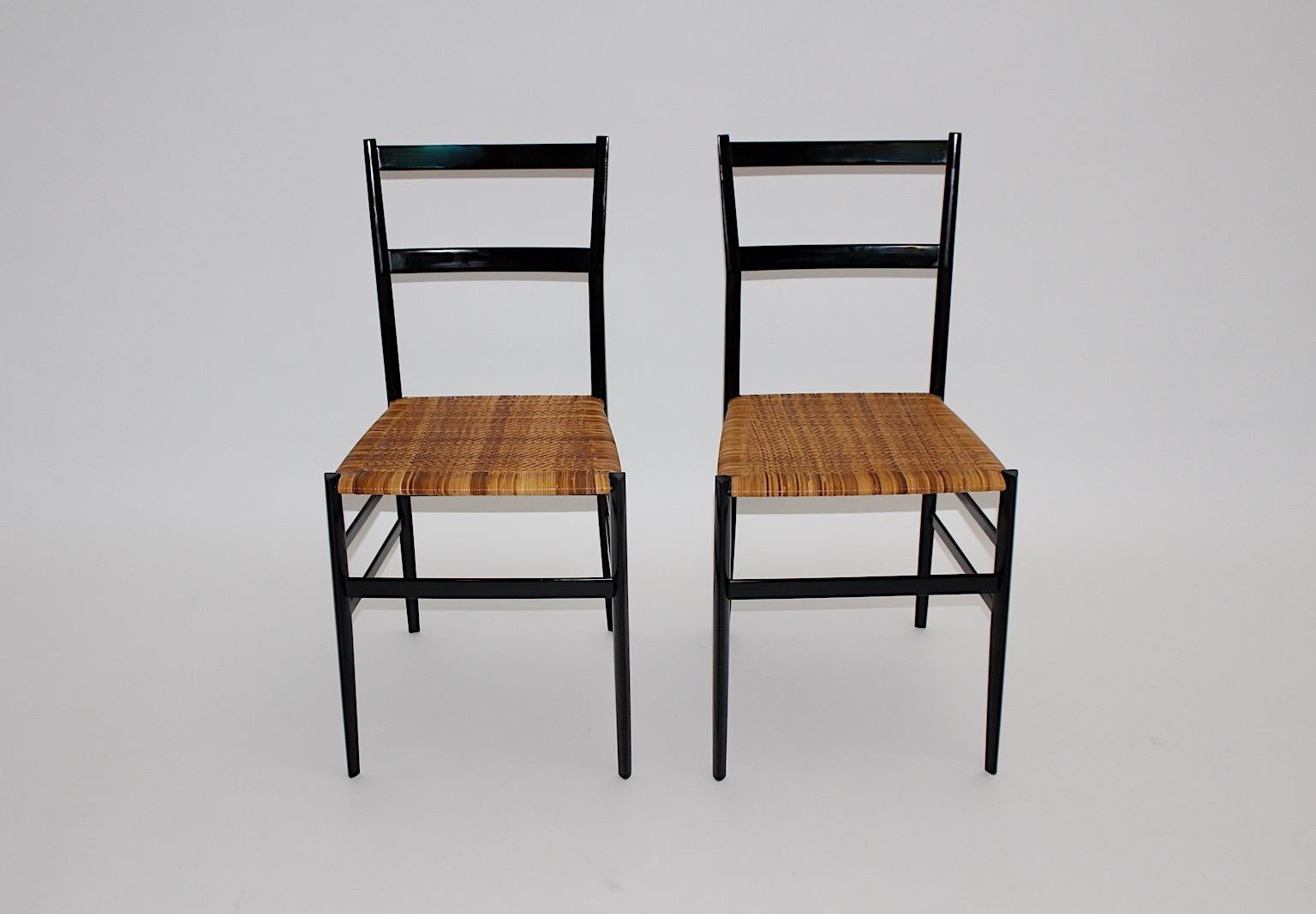 Modernist Vintage Pair Duo Superleggera Chair by Gio Ponti Cassina 1957 Italy For Sale 3