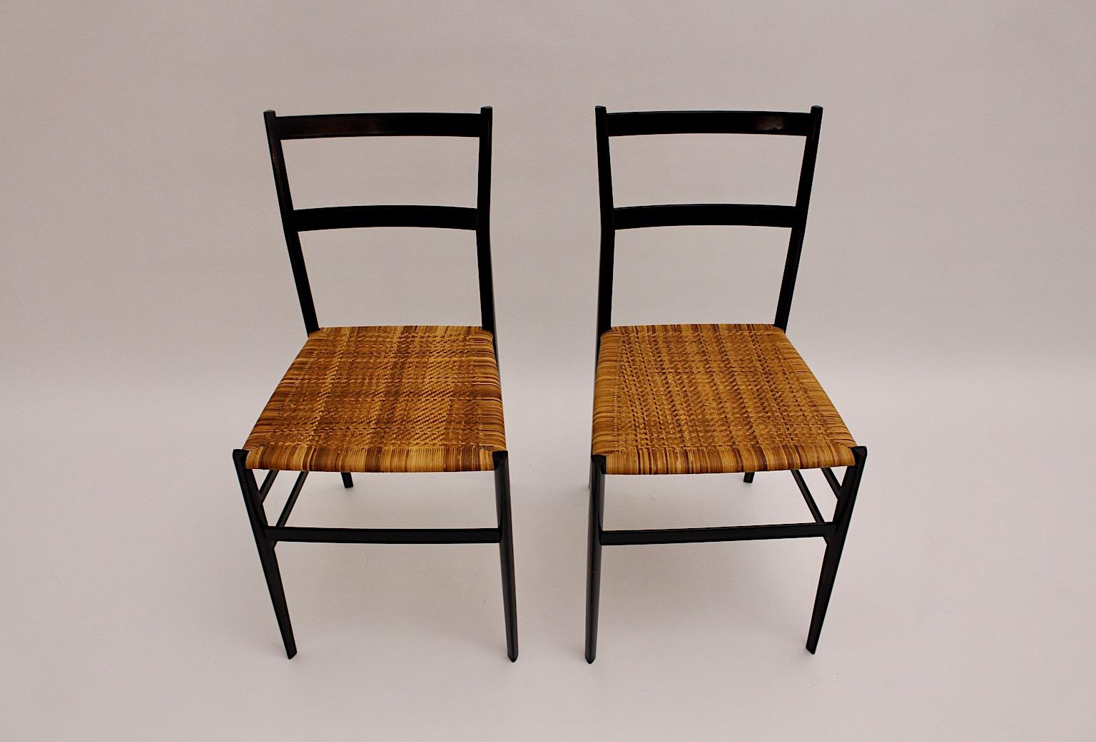 Modernist Vintage Pair Duo Superleggera Chair by Gio Ponti Cassina 1957 Italy For Sale 4