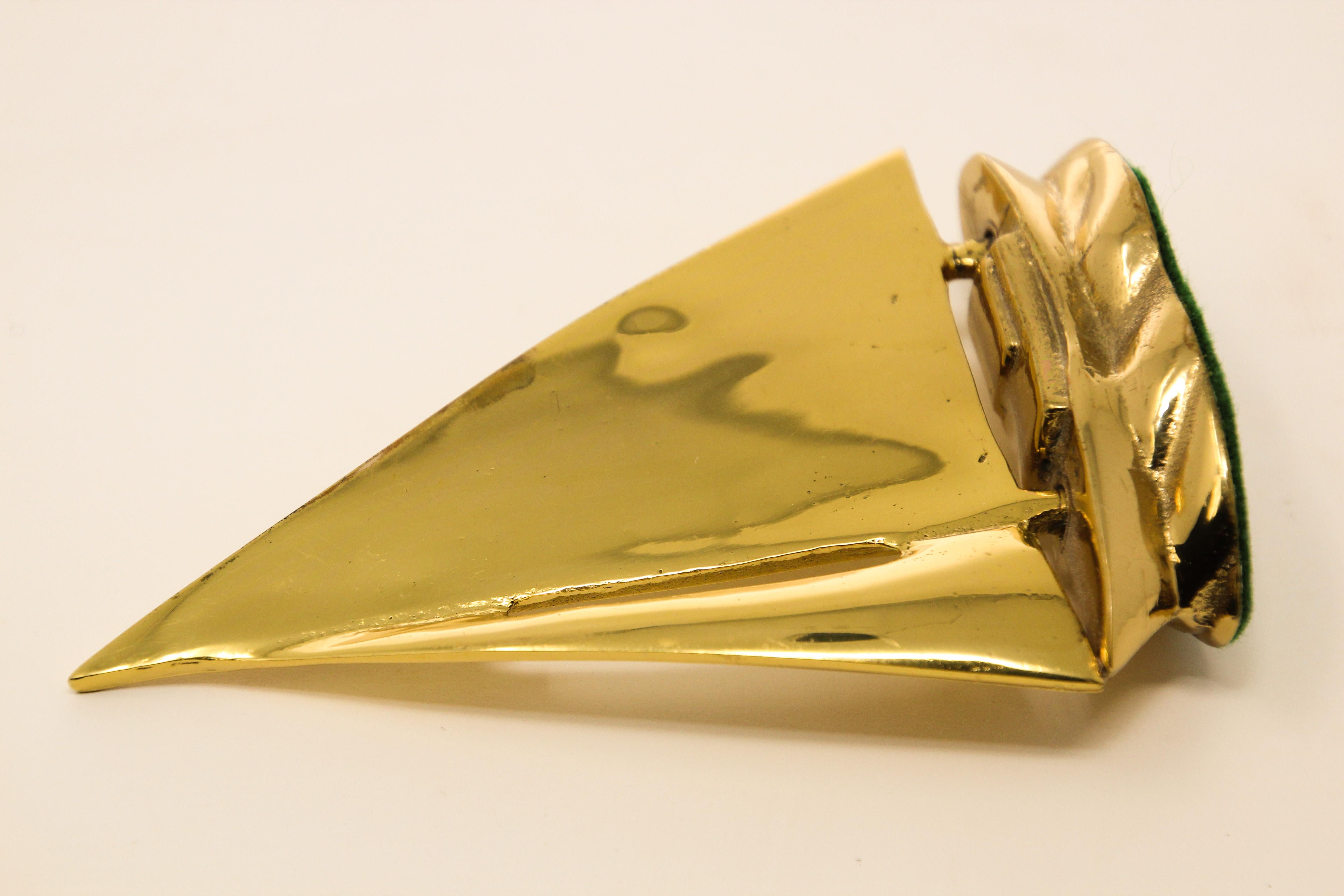Modernist Vintage Polished Cast Brass Sailboat Paperweight 3