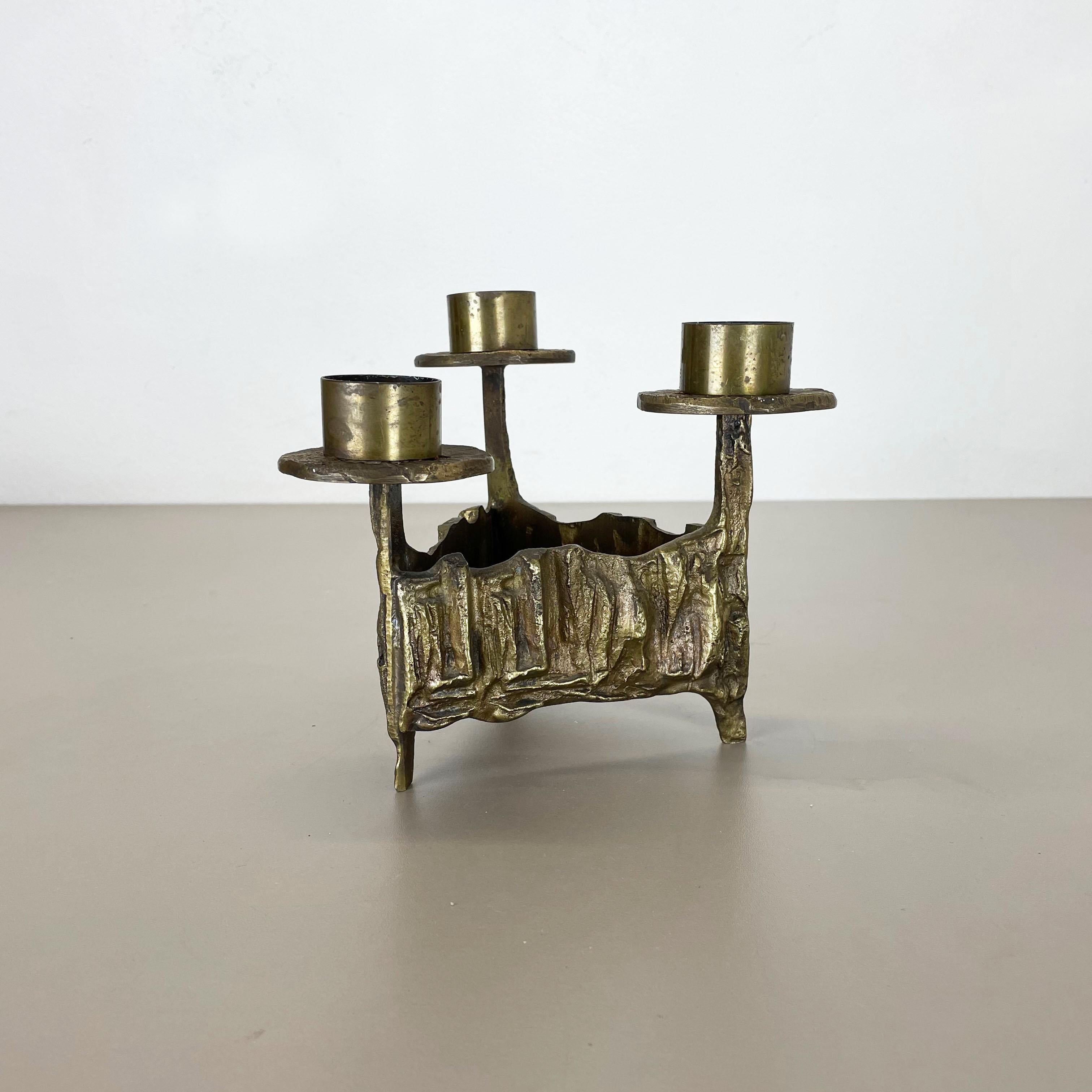 Modernist Vintage Sculptural Brutalist Brass Metal Candleholder, France, 1970s For Sale 8