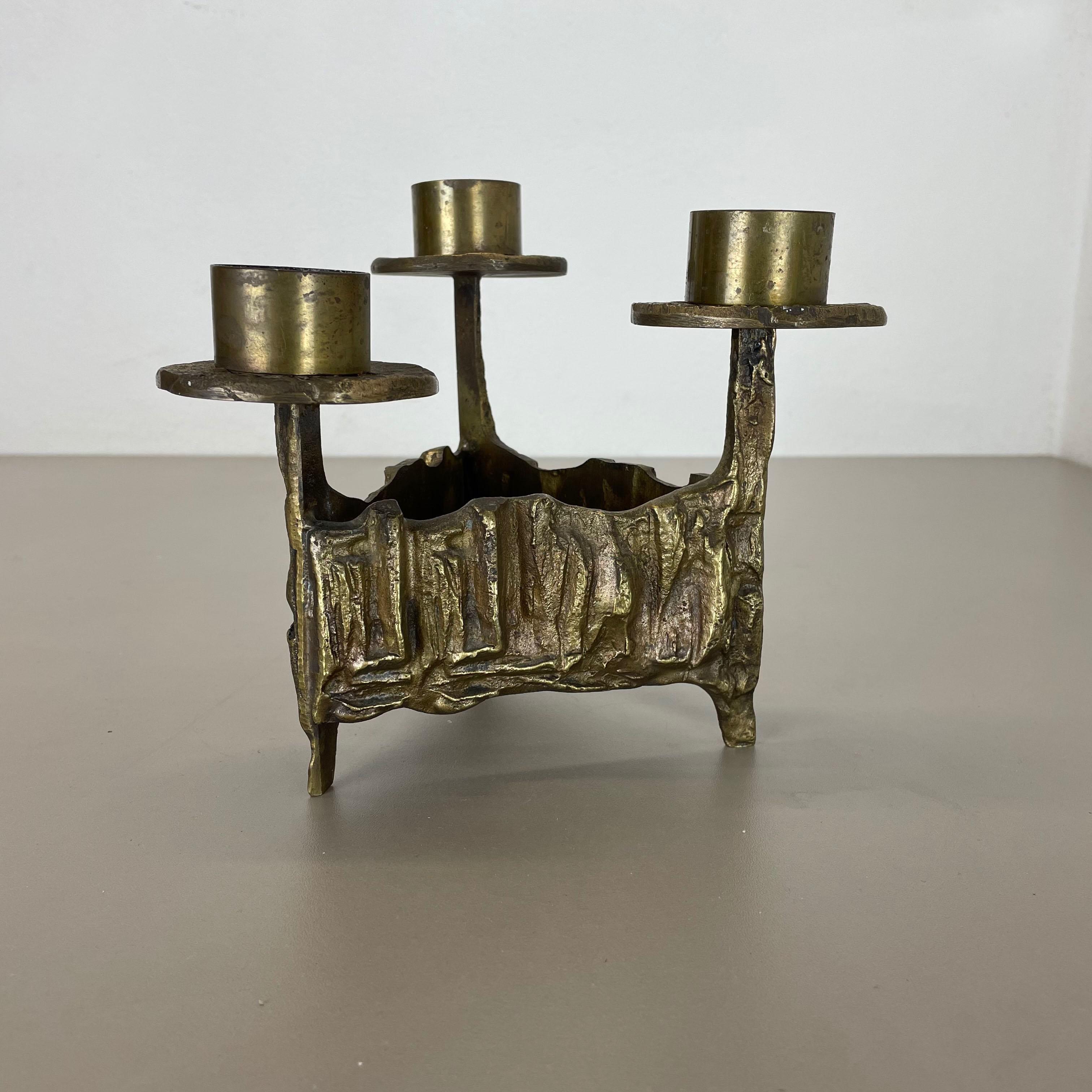 Article:

Brutalist candleholder


Origin:

France


Material:

solid bronze


Decade:

1970s


This original vintage candleholder, was produced in the 1970s in France. It is made of solid brass, and has a lovely patination due