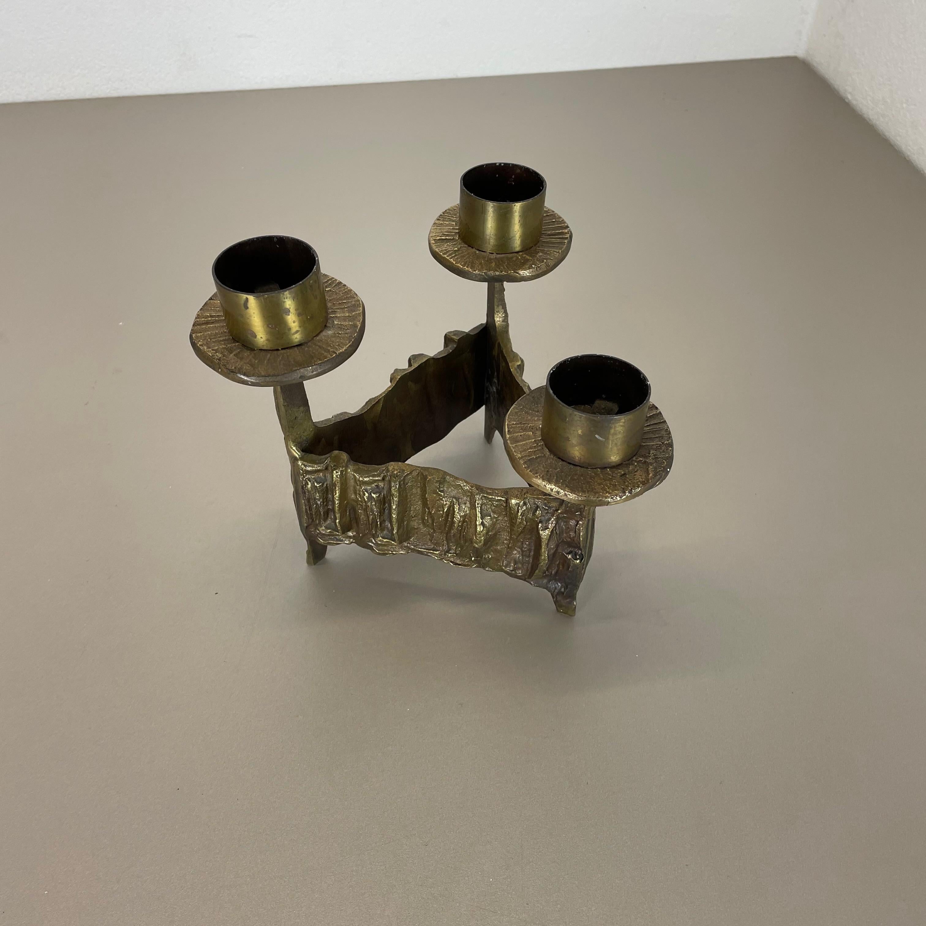 Modernist Vintage Sculptural Brutalist Brass Metal Candleholder, France, 1970s For Sale 1