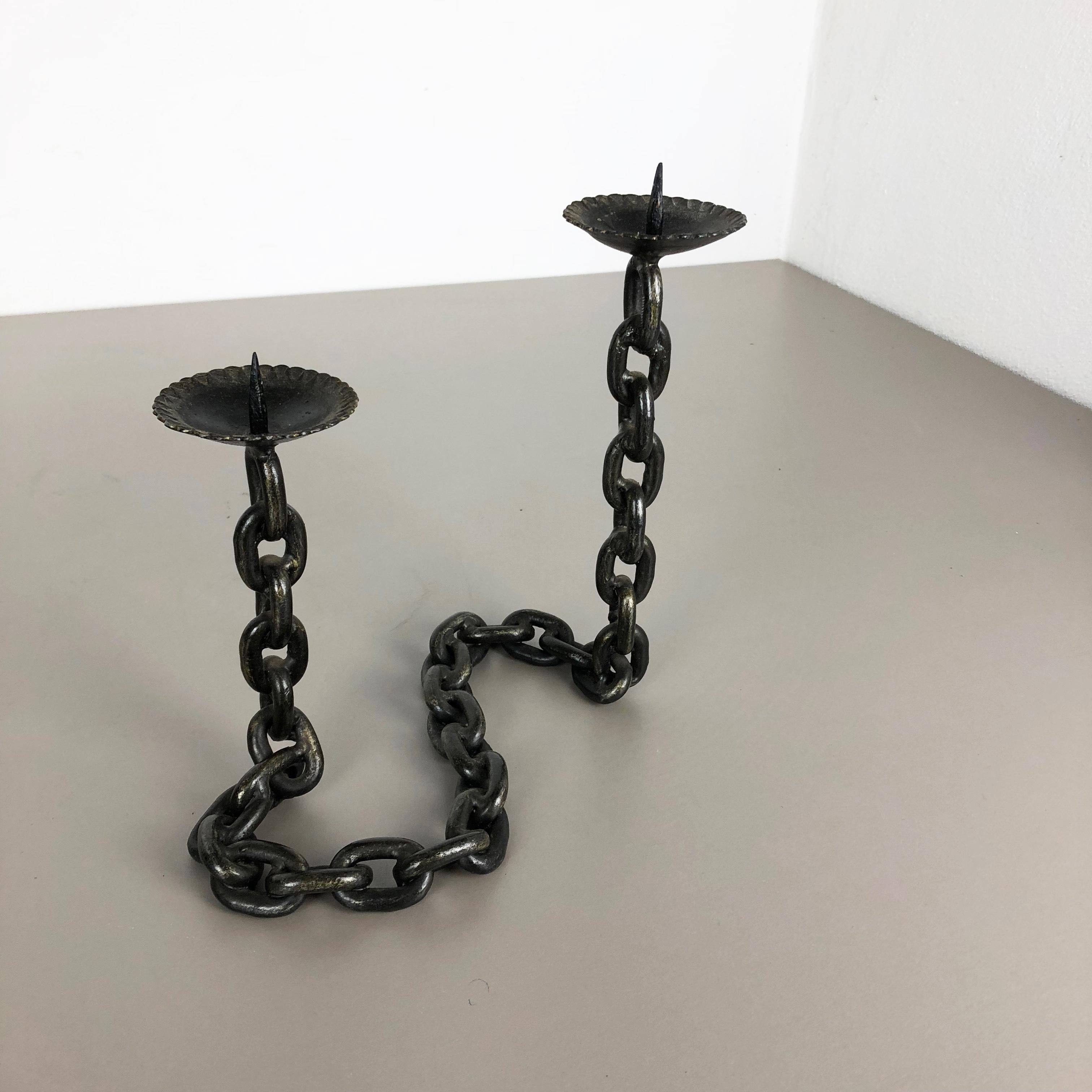 Article:

Brutalist candleholder


Origin:

France


Material:

solid metal


Decade:

1970s


This original vintage candleholder, was produced in the 1970s in France. It is made of solid metal and has the formed of a casted
