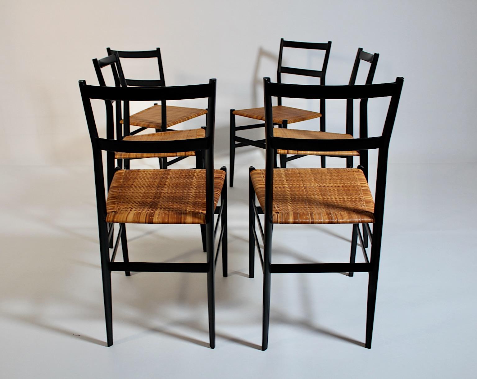 Modernista Vintage Seis sillas Superleggera de Gio Ponti para Cassina 1957 Italia Madera en venta