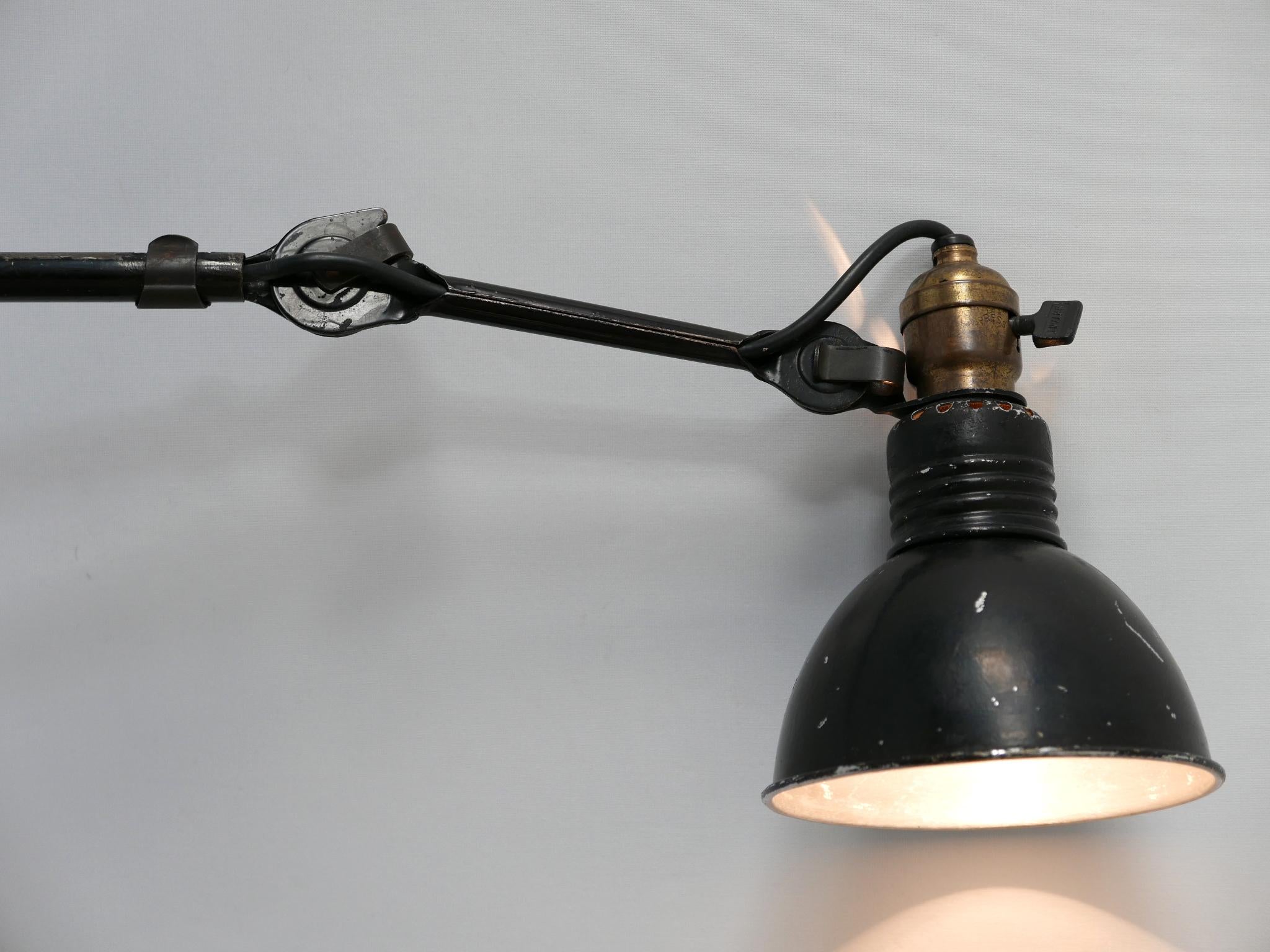 Mid-Century Modern Lampe murale moderniste Modèle 203 de Bernard-Albin Gras pour Gras, France, années 1920