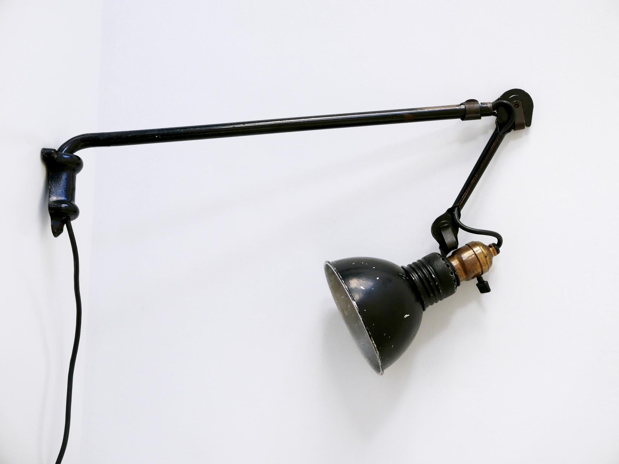 Early 20th Century Modernist Wall Lamp Model 203 by Bernard-Albin Gras for Gras Lamp, France, 1920s For Sale