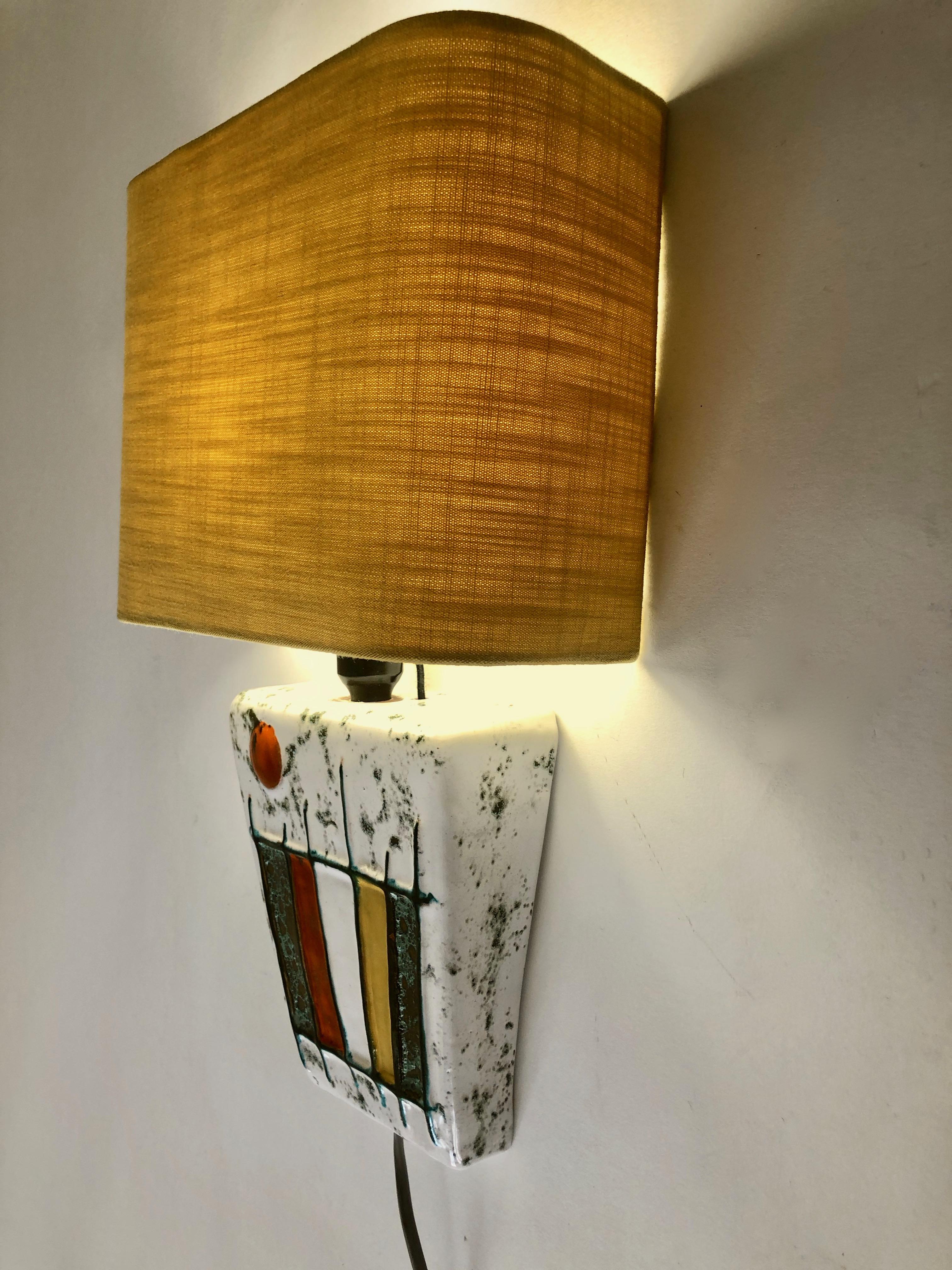 Modernist Wall Light from The Studio Ceramics Movement, 1950's, Hungary For Sale 4