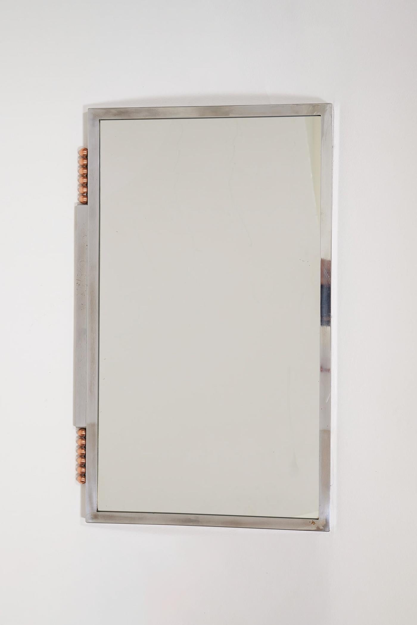 Modernist wall mirror In Good Condition For Sale In PARIS, FR