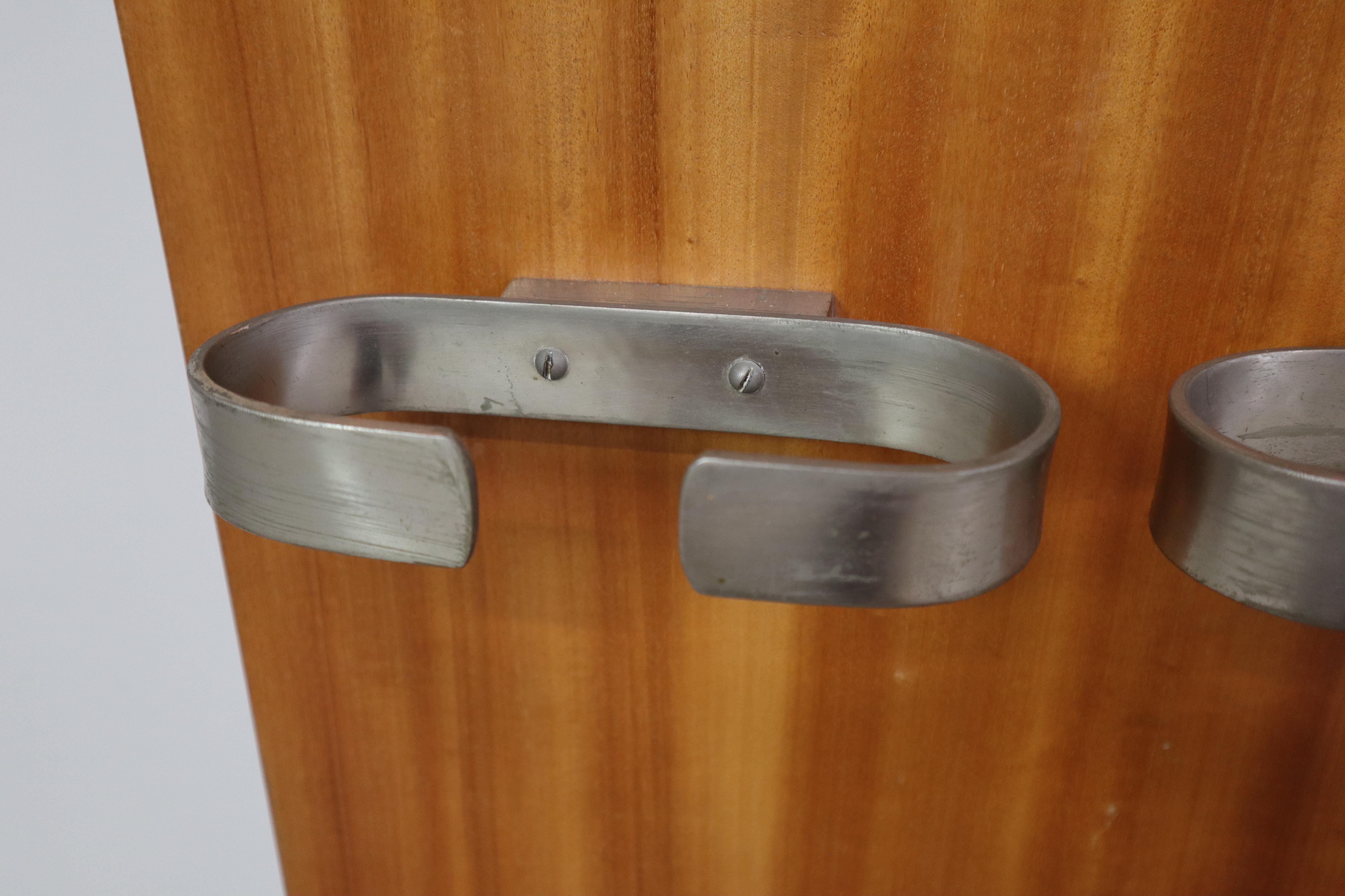 Modernist wall-mounted cloakroom in Teak, Aluminium & Nickel-plated Brass, 1950s For Sale 3