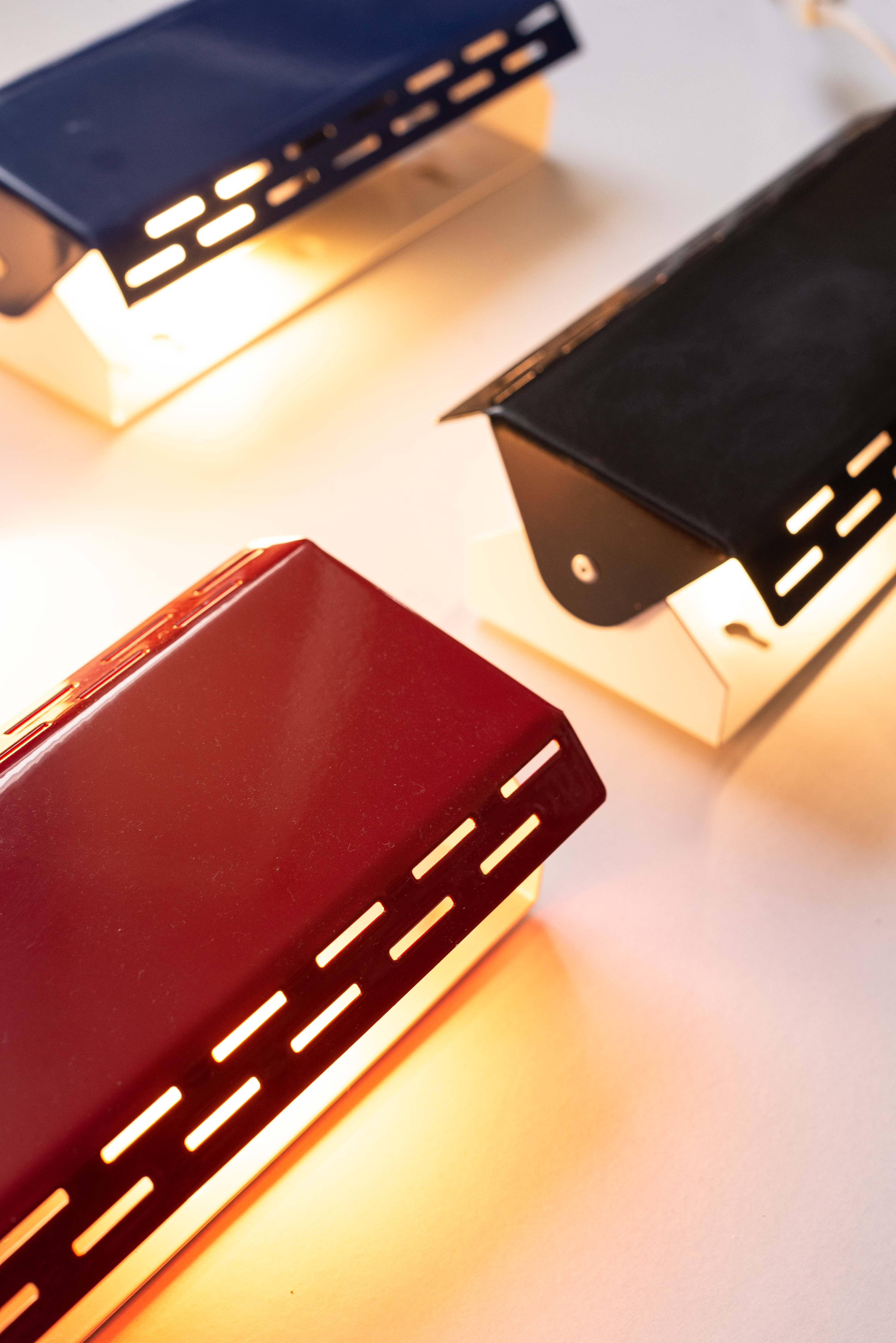 Modernist Wall Sconces - Set of 4 Adjustable Metal Lamp by Gérard Gossé - 1980s For Sale 6