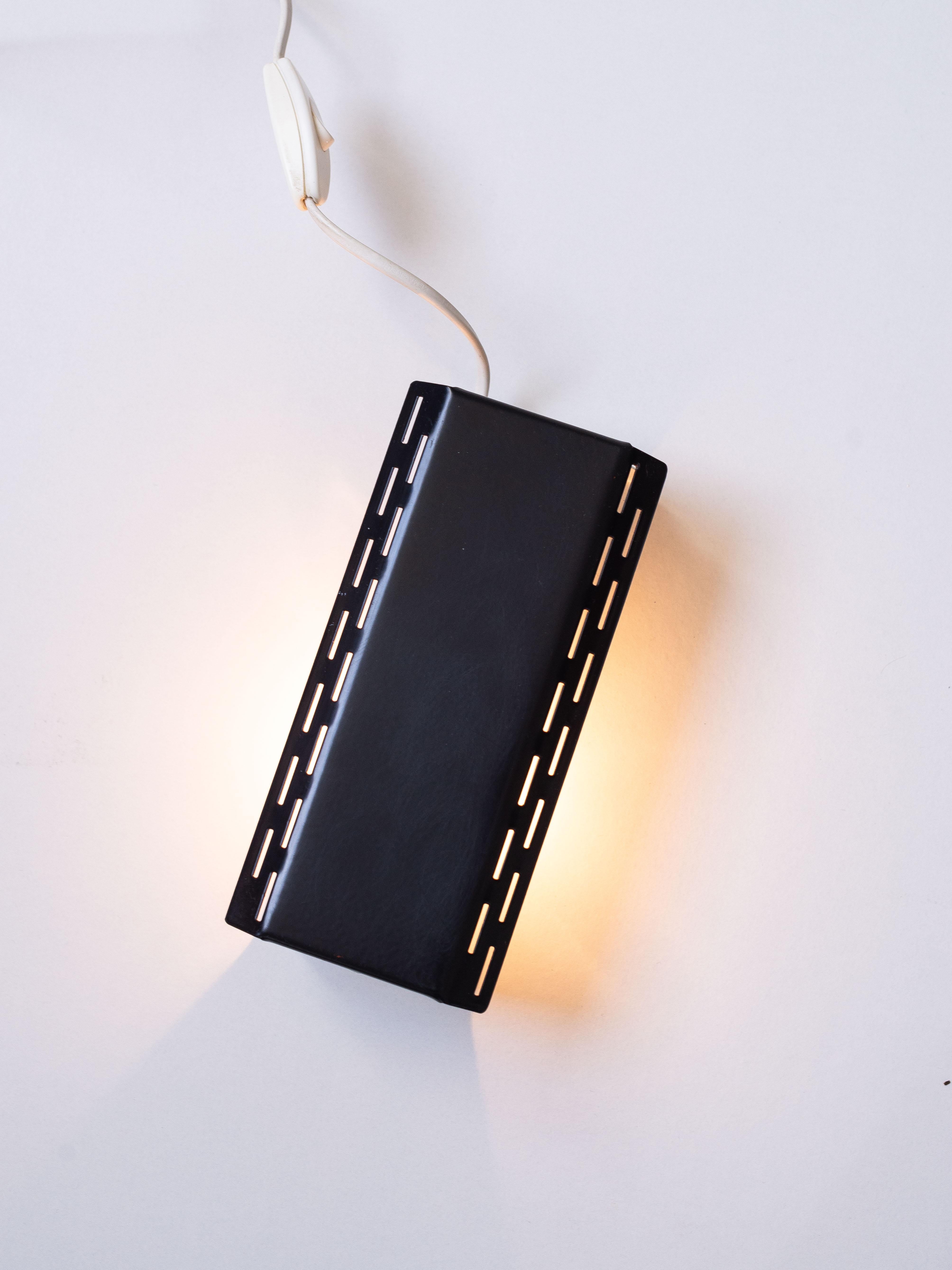 Modernist Wall Sconces - Set of 4 Adjustable Metal Lamp by Gérard Gossé - 1980s For Sale 7