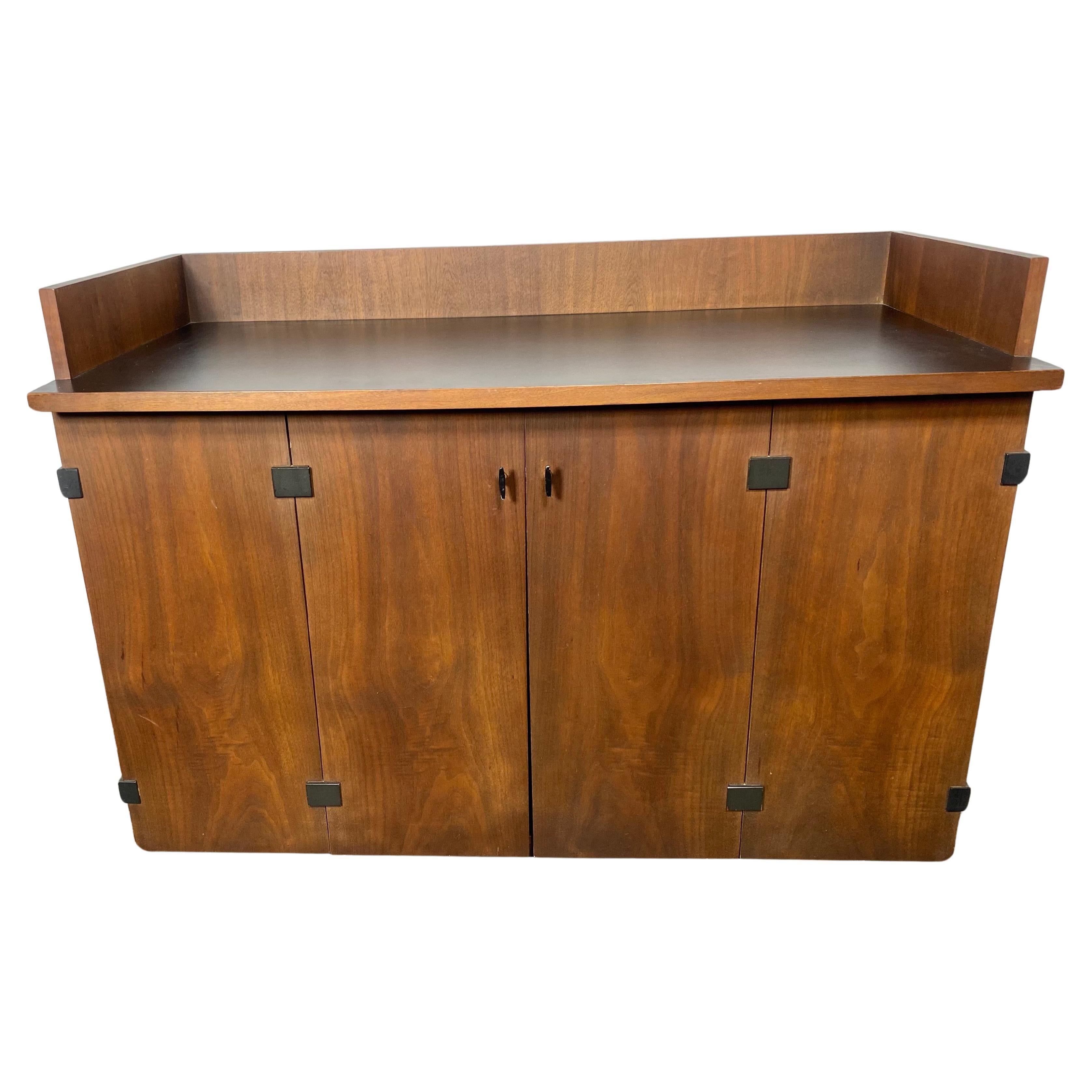 Modernist Walnut Bar Cart / Cabinet on Casters by Milo Baughman For Sale