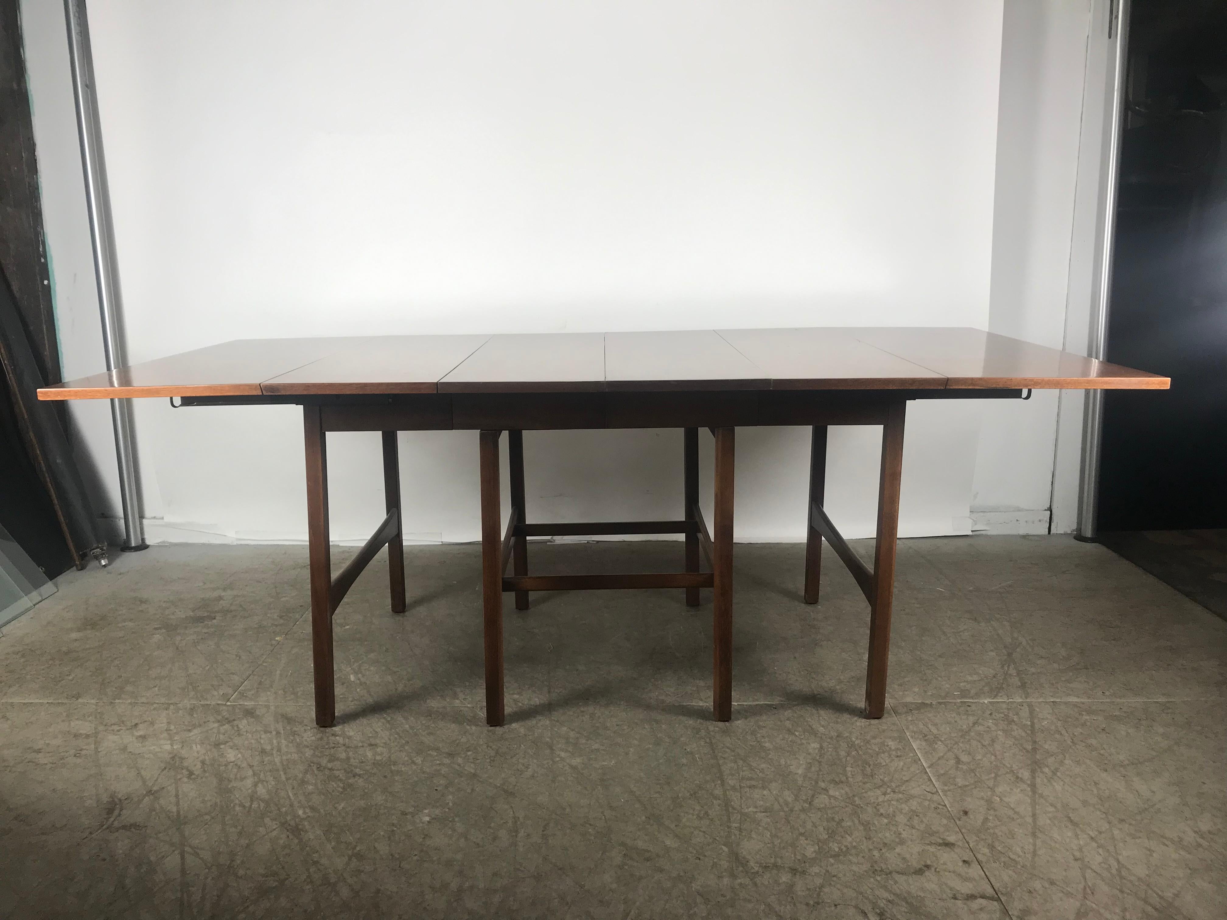 20th Century Modernist Walnut Dining Table, Merton Gershun for American of Martinsville For Sale