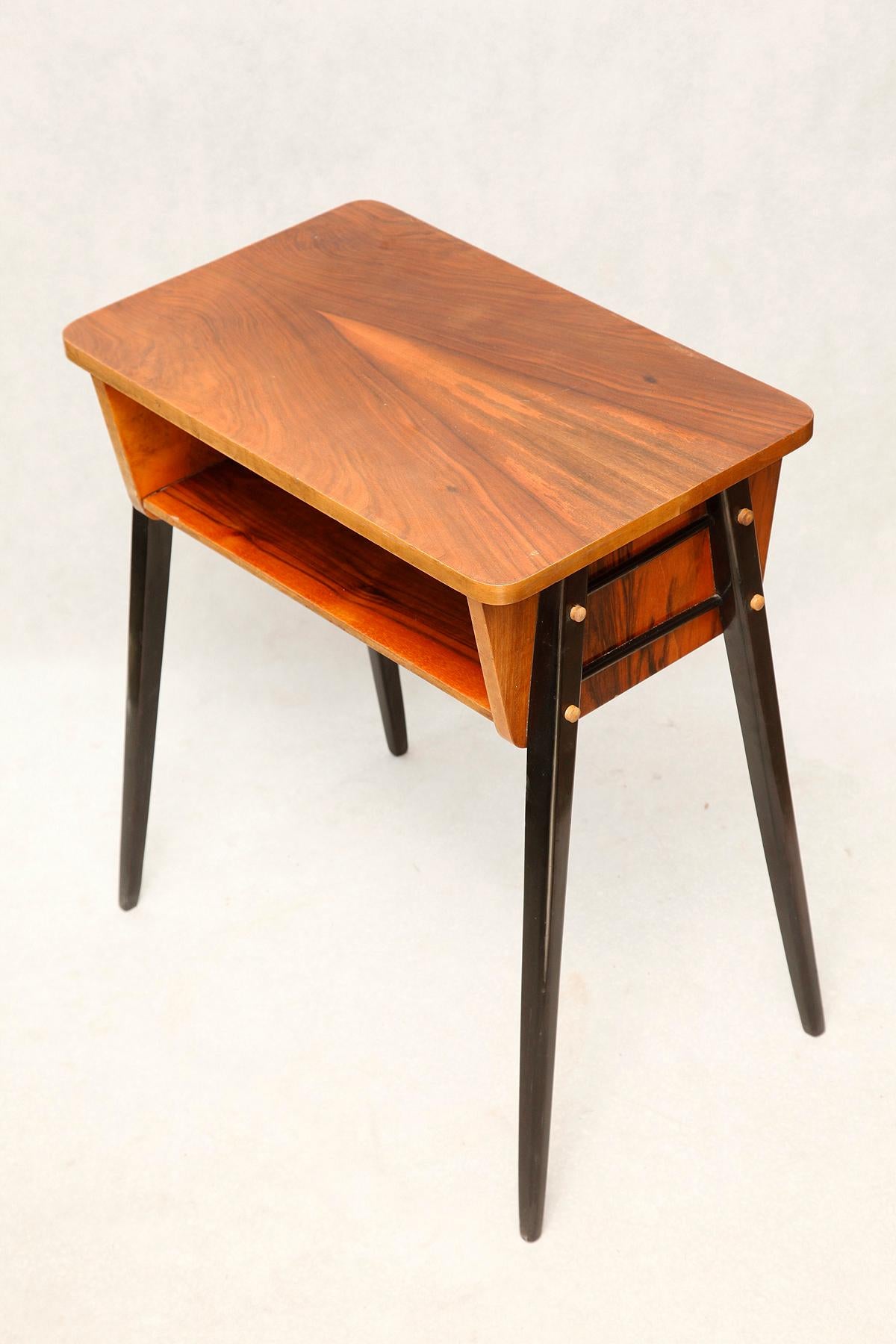Wood Modernist Walnut Table, Mid-Century Modern, Poland, 1971