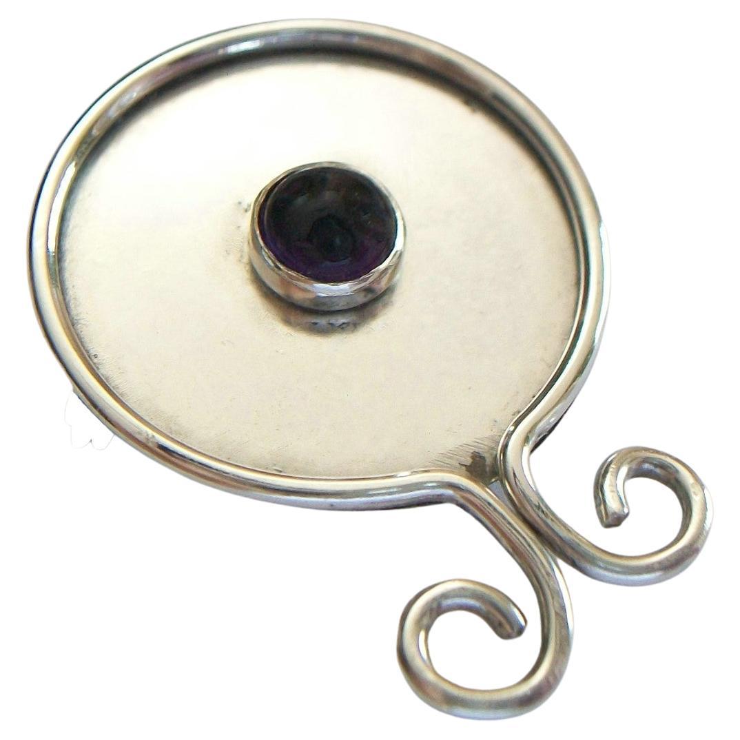 Modernist White Metal and Round Cabochon Amethyst Brooch, Unsigned, circa 1980s For Sale