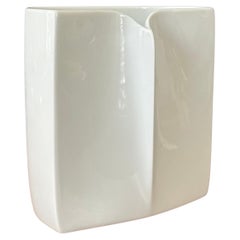Modernistische Vase aus weißem Porzellan von Rosenthal Studio-Linie