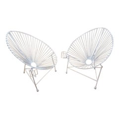Modernist White Wire Garden Chairs in the Manner of Mathieu Matégot, Pair