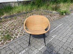 Sedia a dondolo modernista in vimini, anni '60