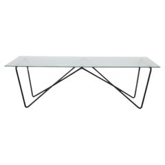 Table basse moderniste en fil de fer dans le style d'A. Bueno de Mesquita