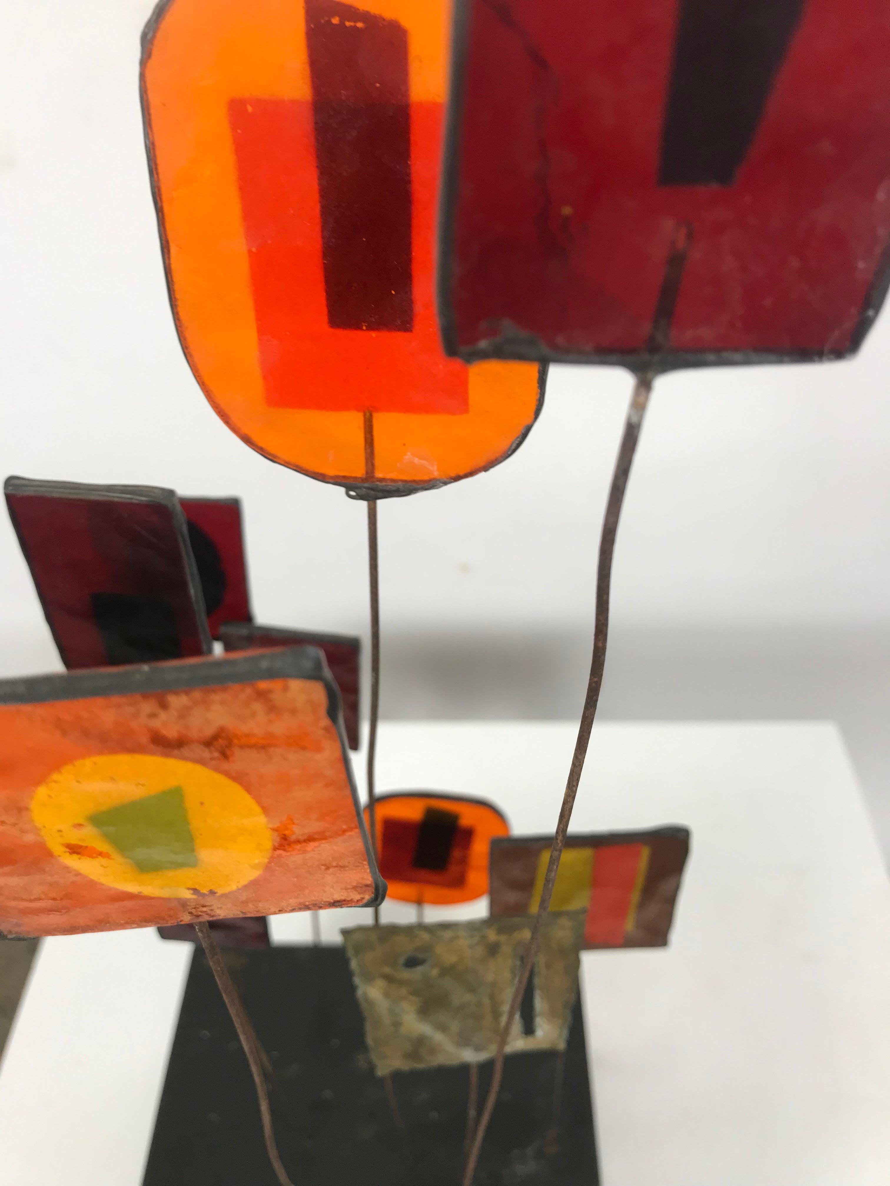Modernist wire, glass and metal kinetic table sculpture by Curtis Jere, wonderful early Curtis Jere Sculpture, fused glass, retains early Jere brass oval label.