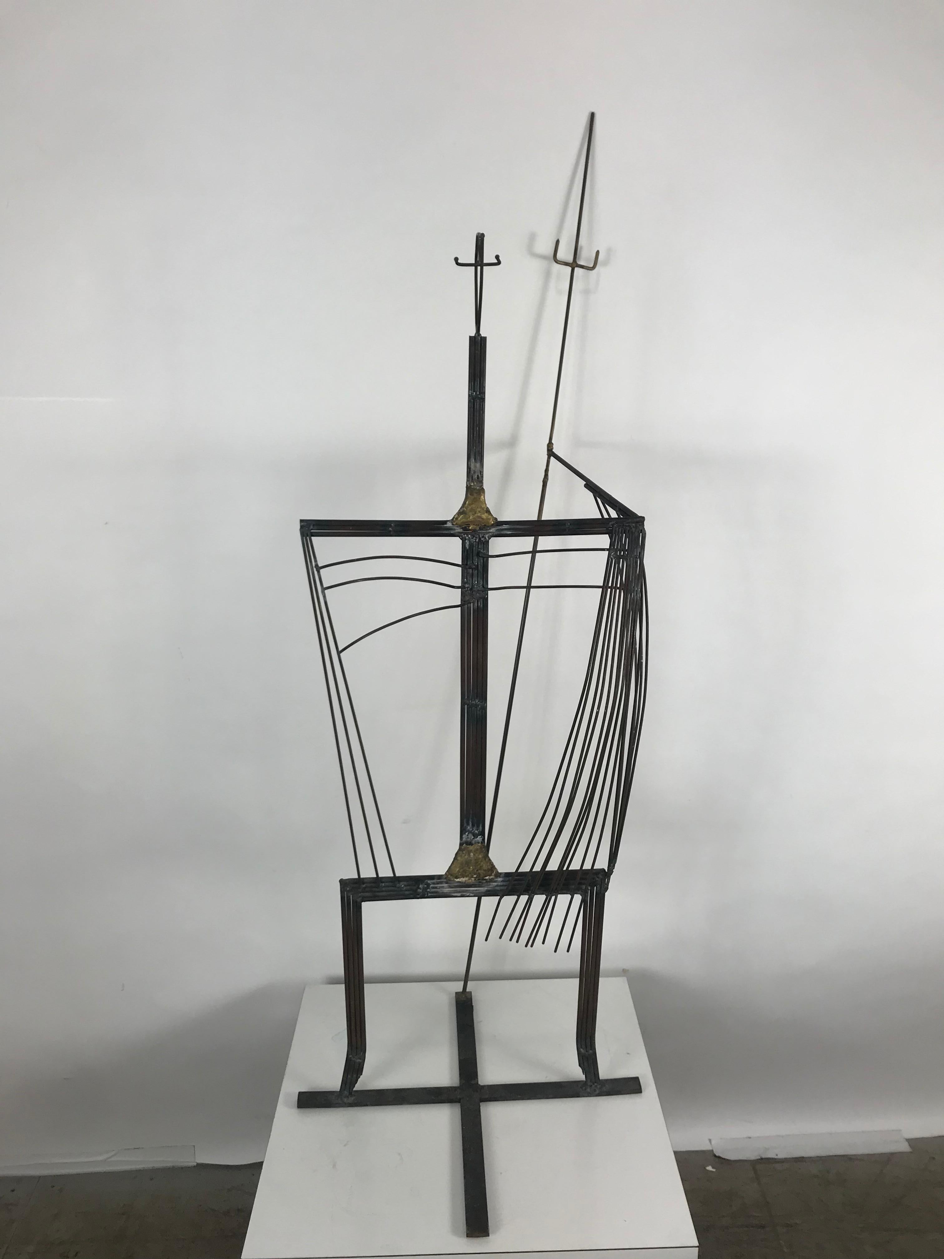 Mid-Century Modern Sculpture moderniste abstraite en fer métallique « Don Quixote » d'Irving Lichtman en vente