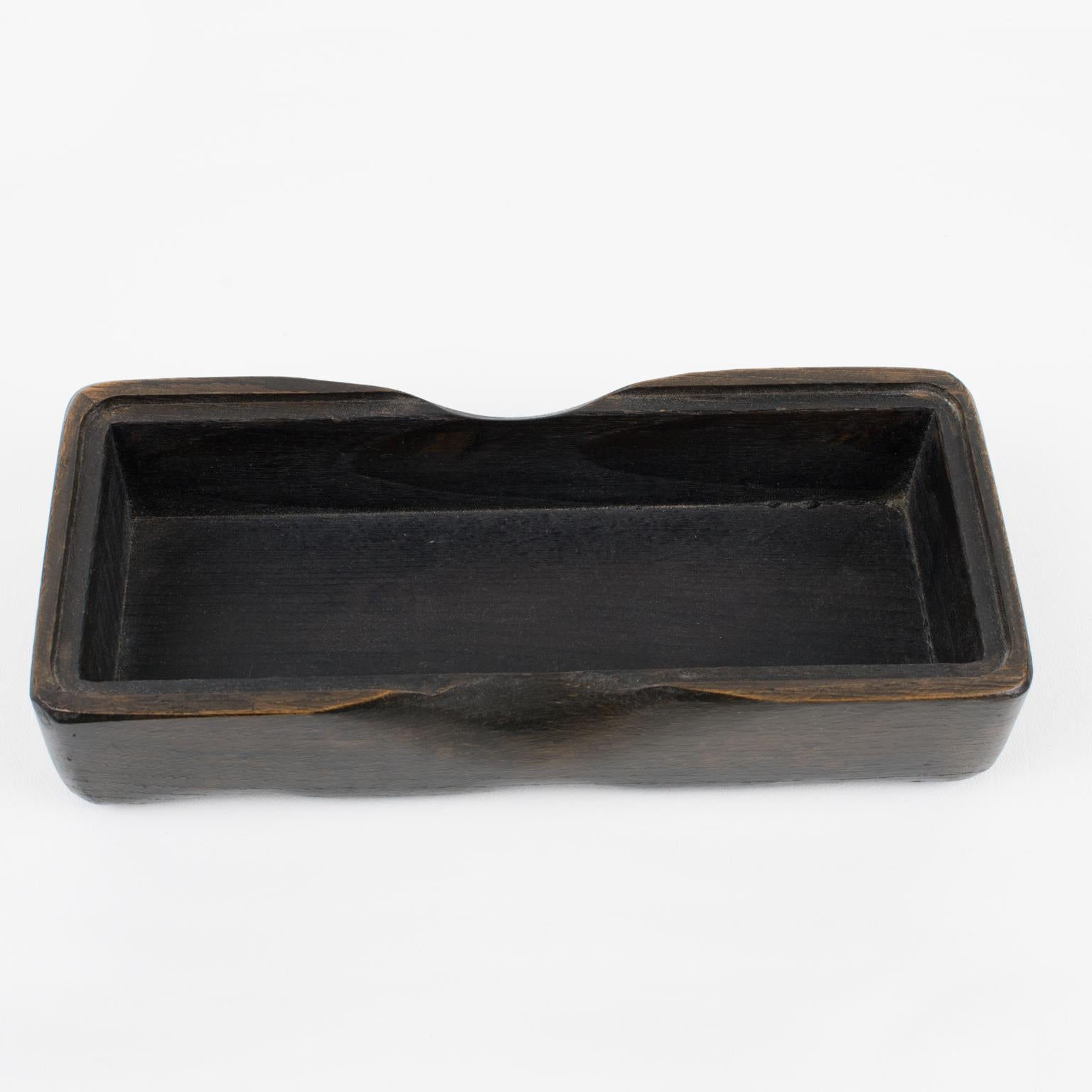 Caja modernista de madera y esmalte de J. Capo Esmaltes, hacia 1960 Tallado en venta