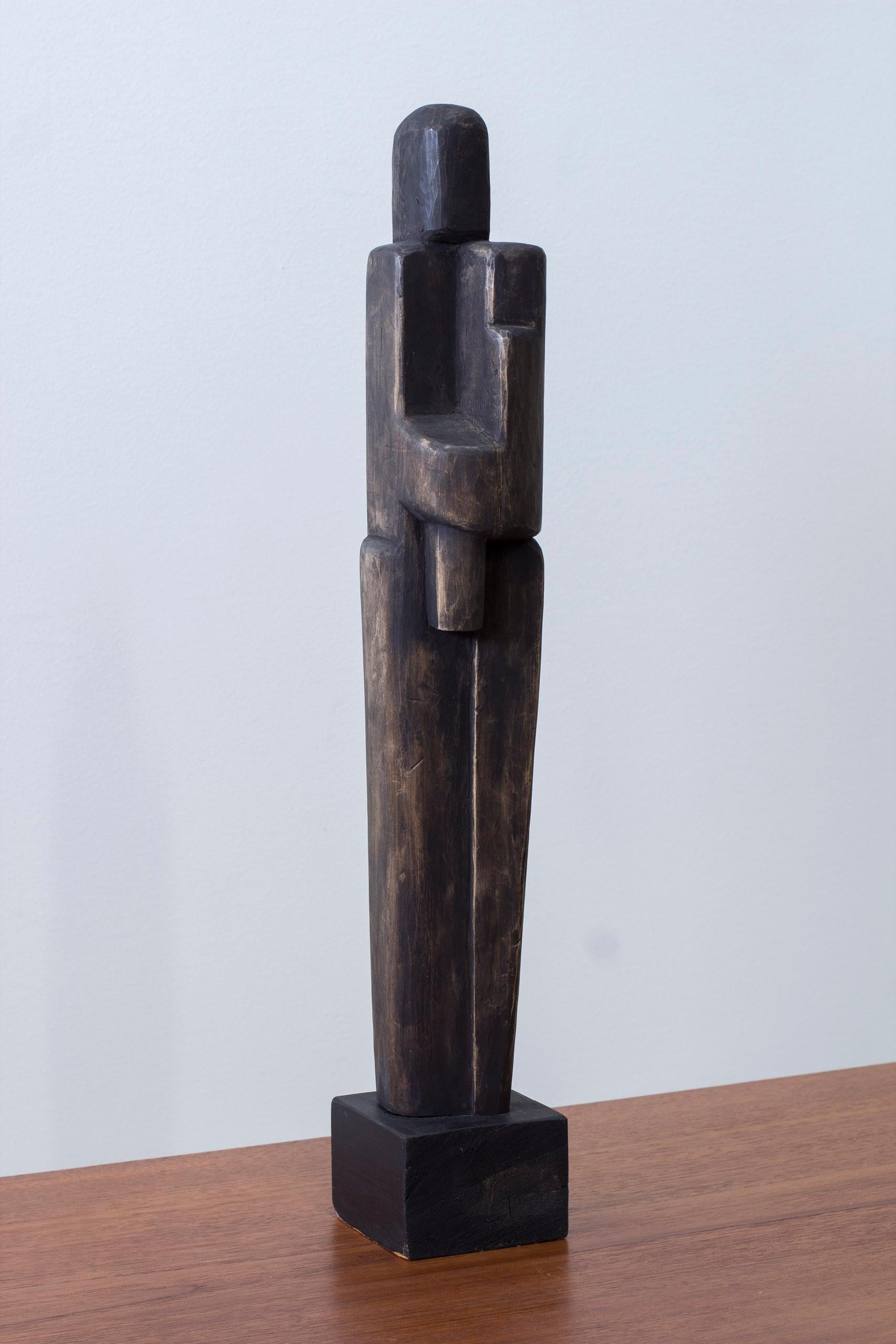 Escultura modernista de madera de escultor sueco desconocido. Fabricado en 1962 en venta 1