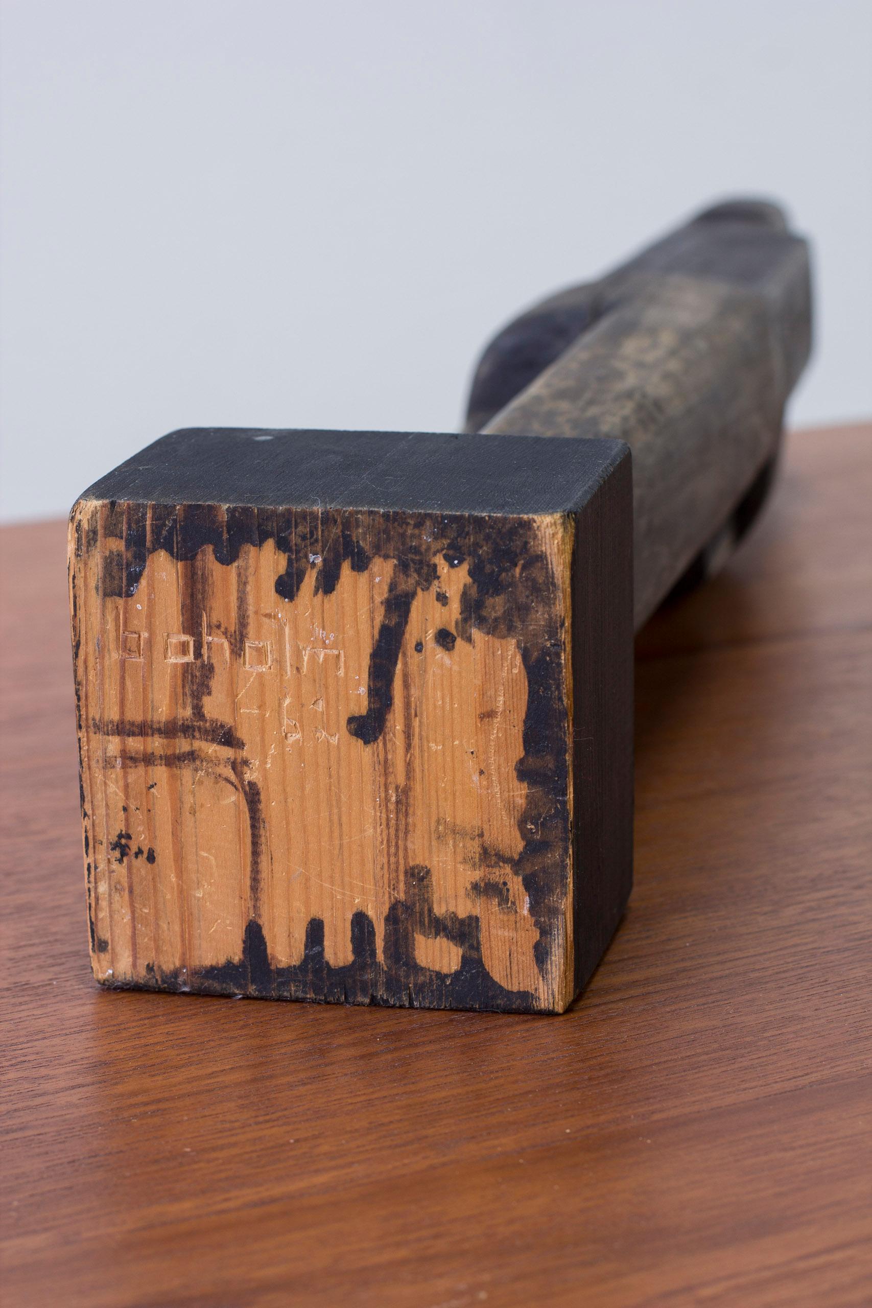 Escultura modernista de madera de escultor sueco desconocido. Fabricado en 1962 en venta 2