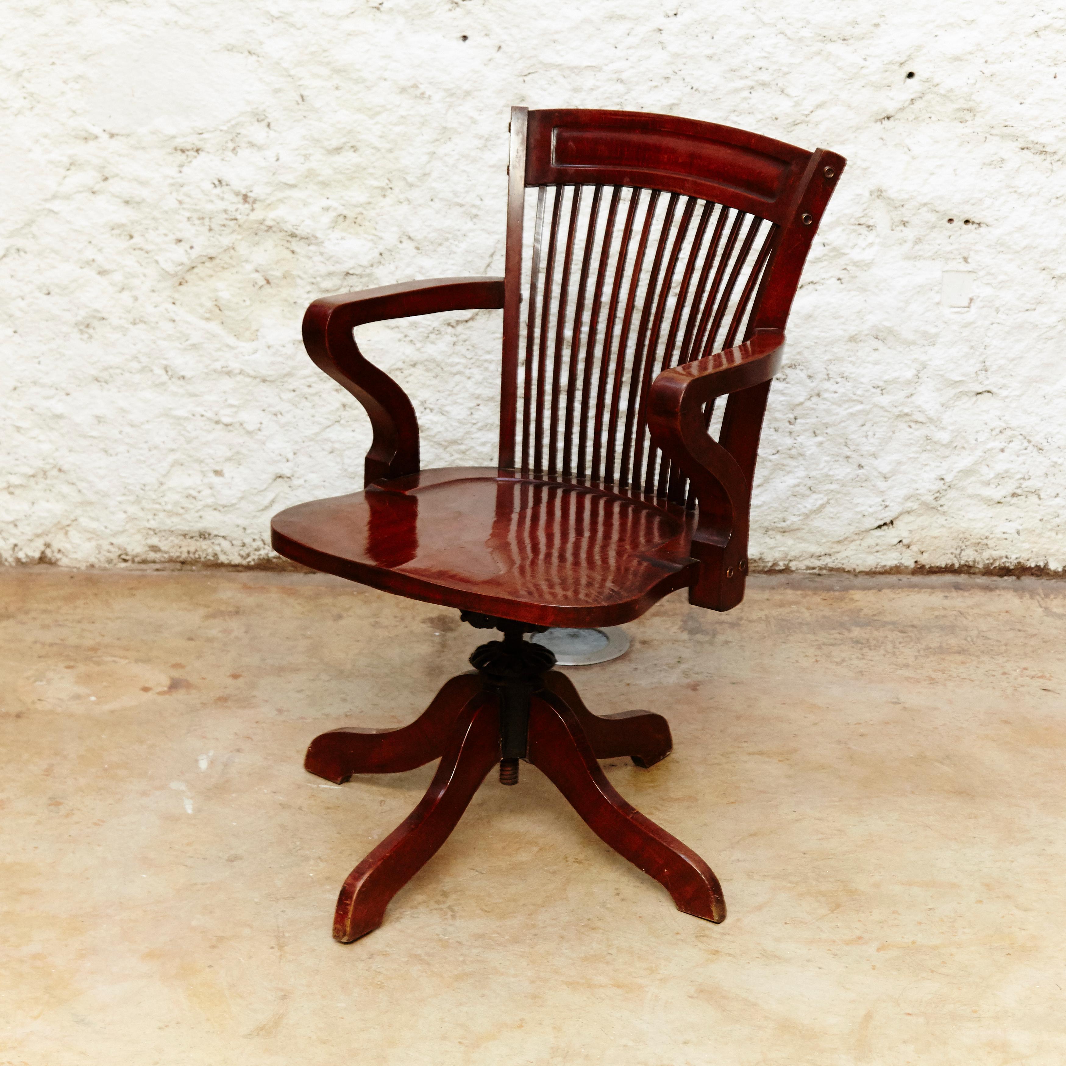 Modernist Wood Swivel Chair from Barcelona, circa 1940 6