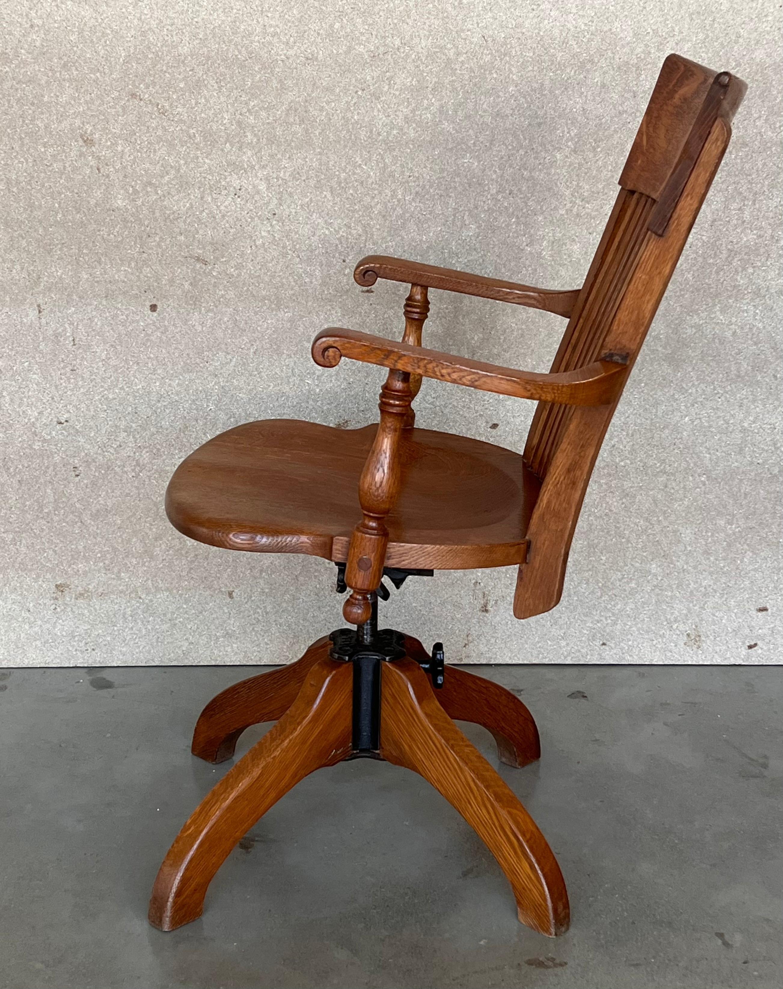 20th Century Modernist Wood Swivel Chair from Barcelona, circa 1940