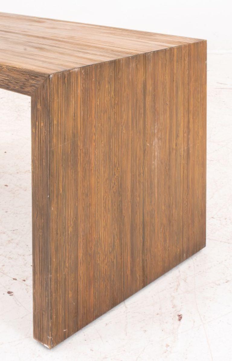 Modernist Wooden Waterfall Side Table In Good Condition For Sale In New York, NY