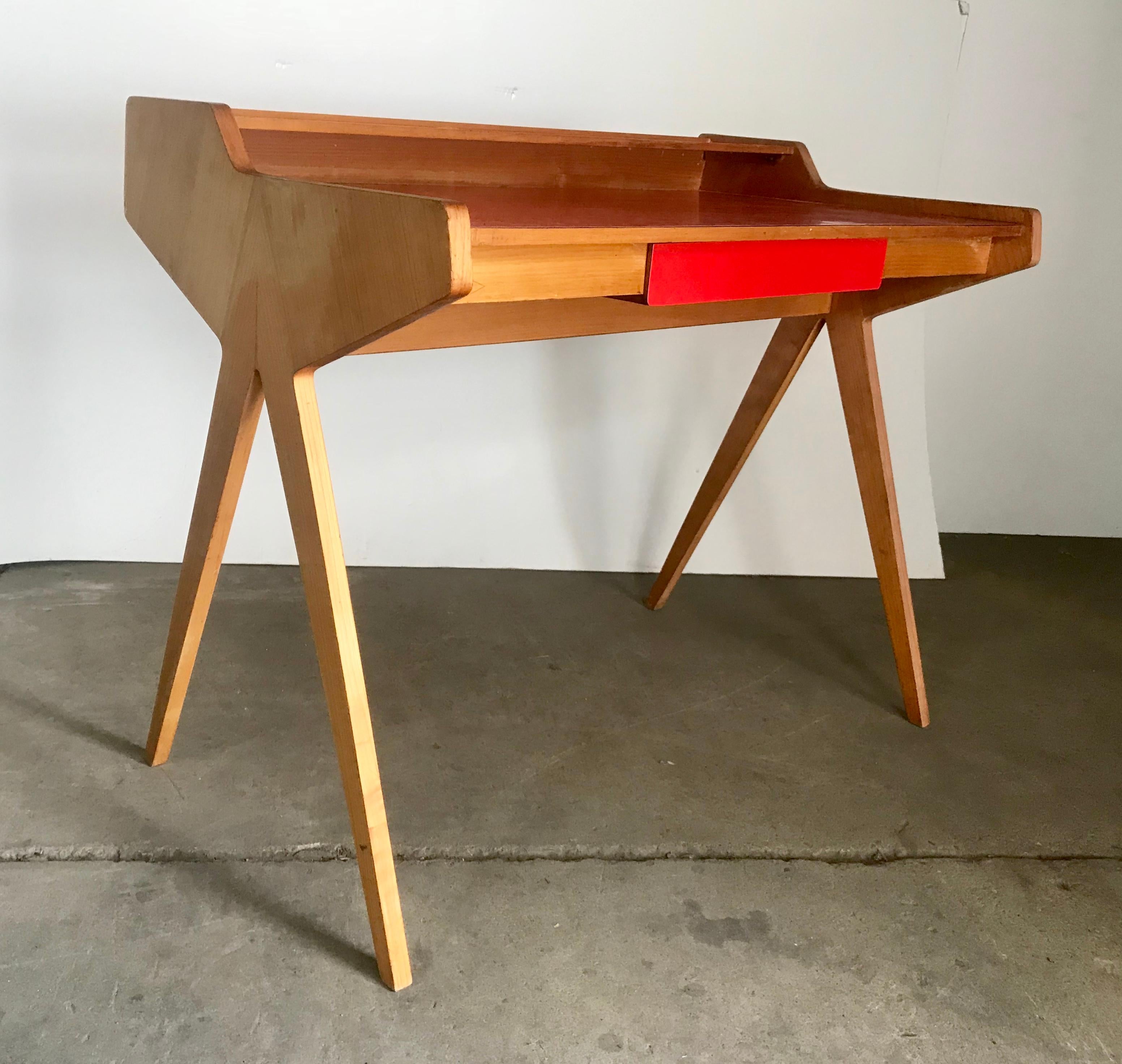 Lacquered Modernist Writing Table or desk by Helmut Magg for WK Möbel Germany, 1955