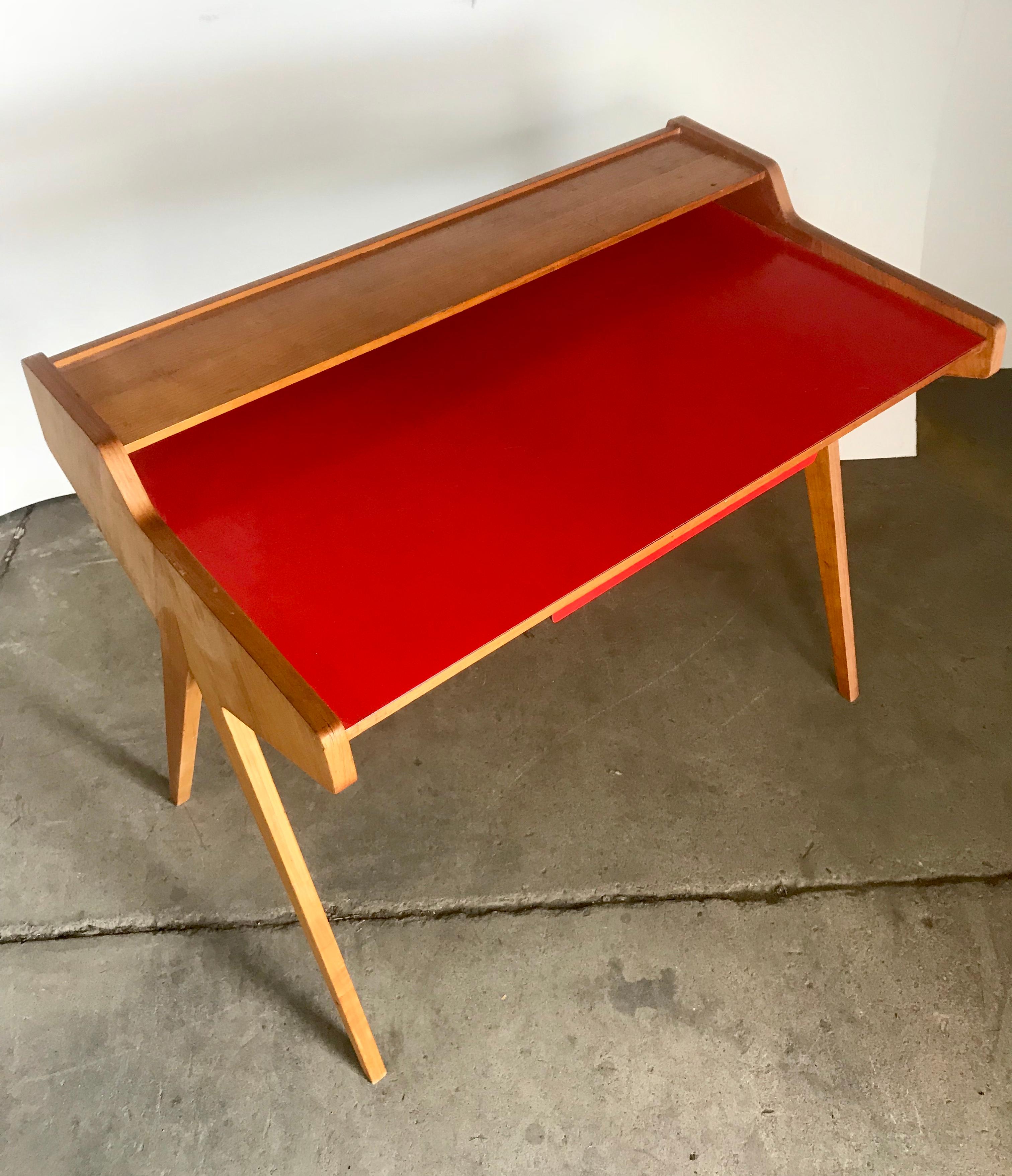 Modernist Writing Table or desk by Helmut Magg for WK Möbel Germany, 1955 In Good Condition In Buffalo, NY