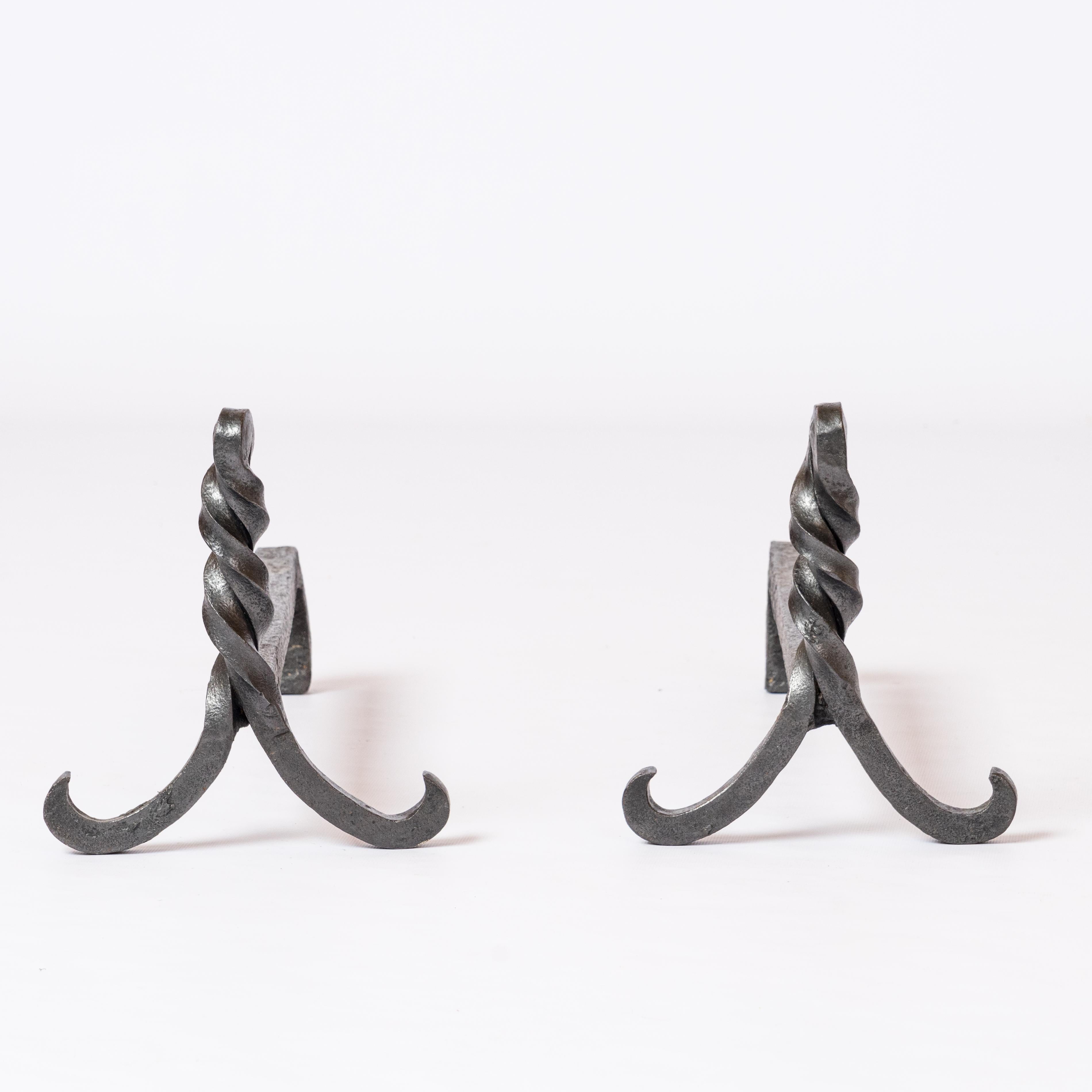 Modernist Wrought Iron Andirons in style Edgard Brandt - France 1960's In Good Condition For Sale In New York, NY