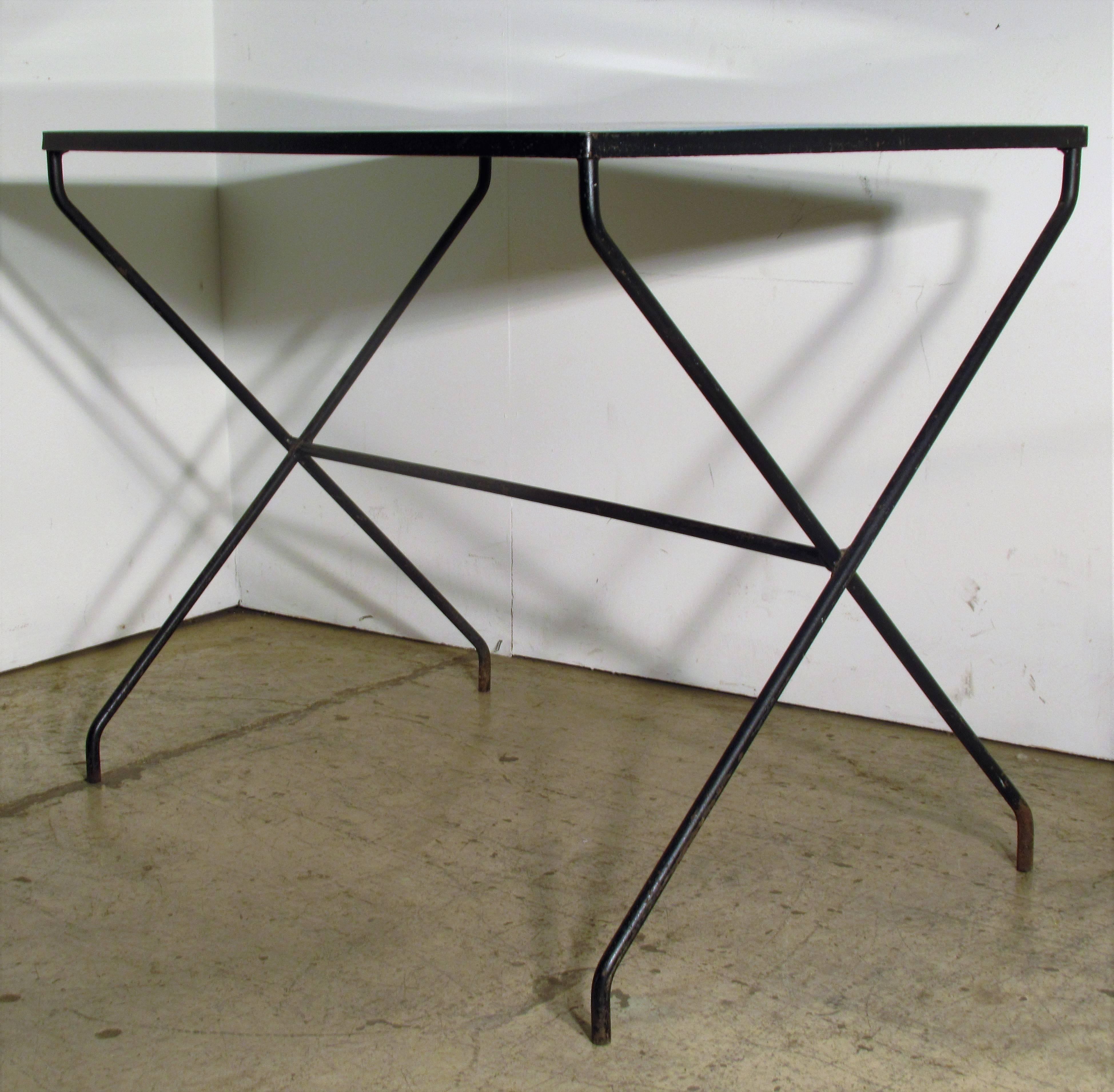Modernist X Base Iron Table In Good Condition In Rochester, NY