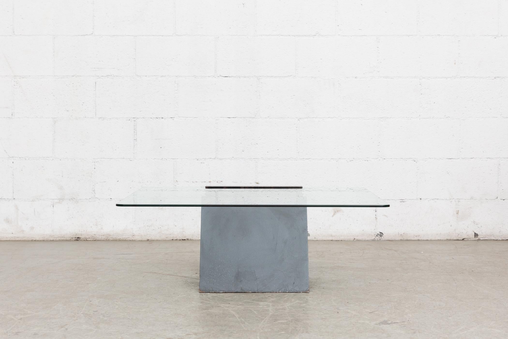 Mid-Century Modern Modernist Zig-Zag Metal Coffee Table