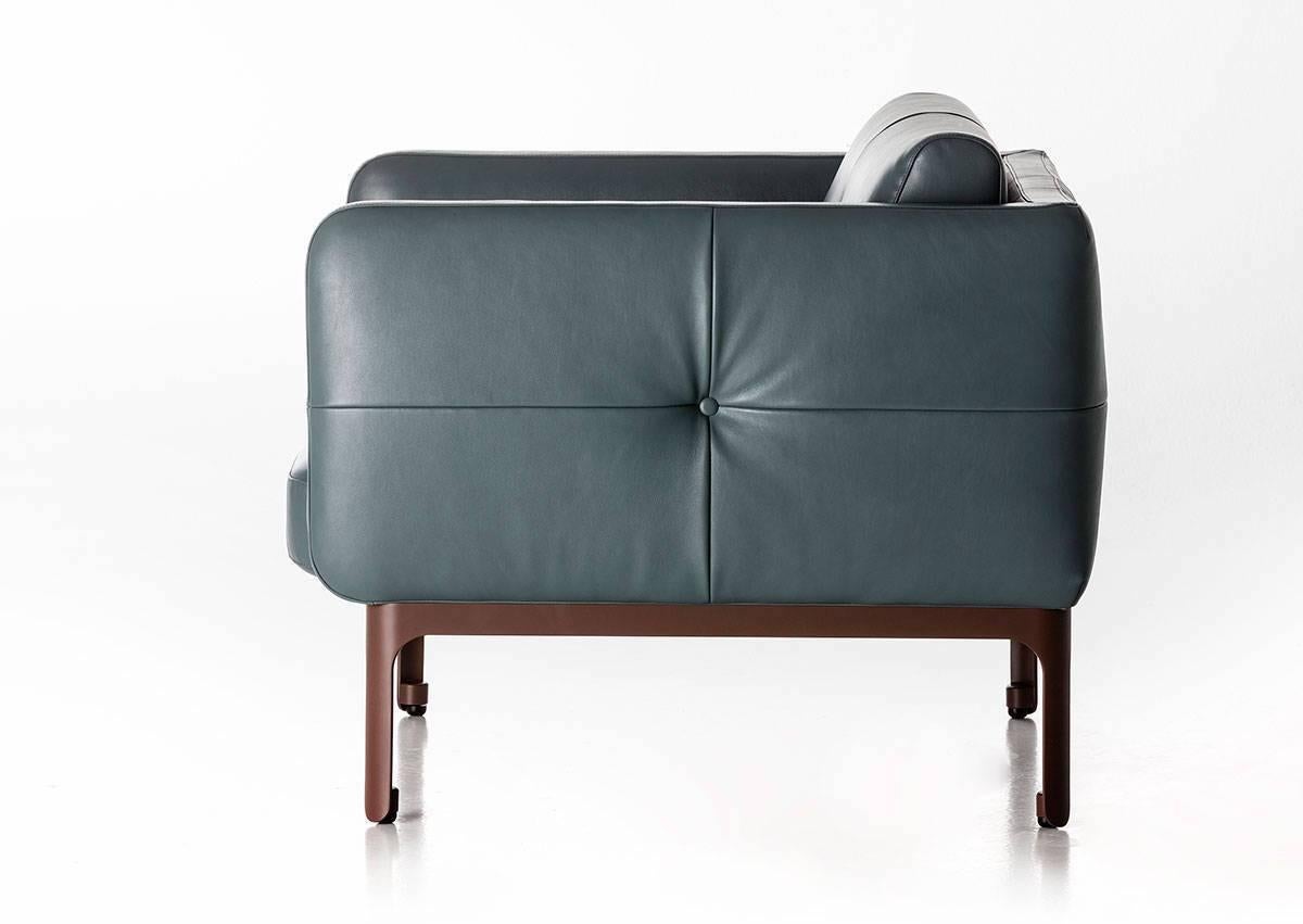 Italian Modernista Sofa, Doshi and Levien in Four Sizes in Fabric or Leather for Moroso For Sale