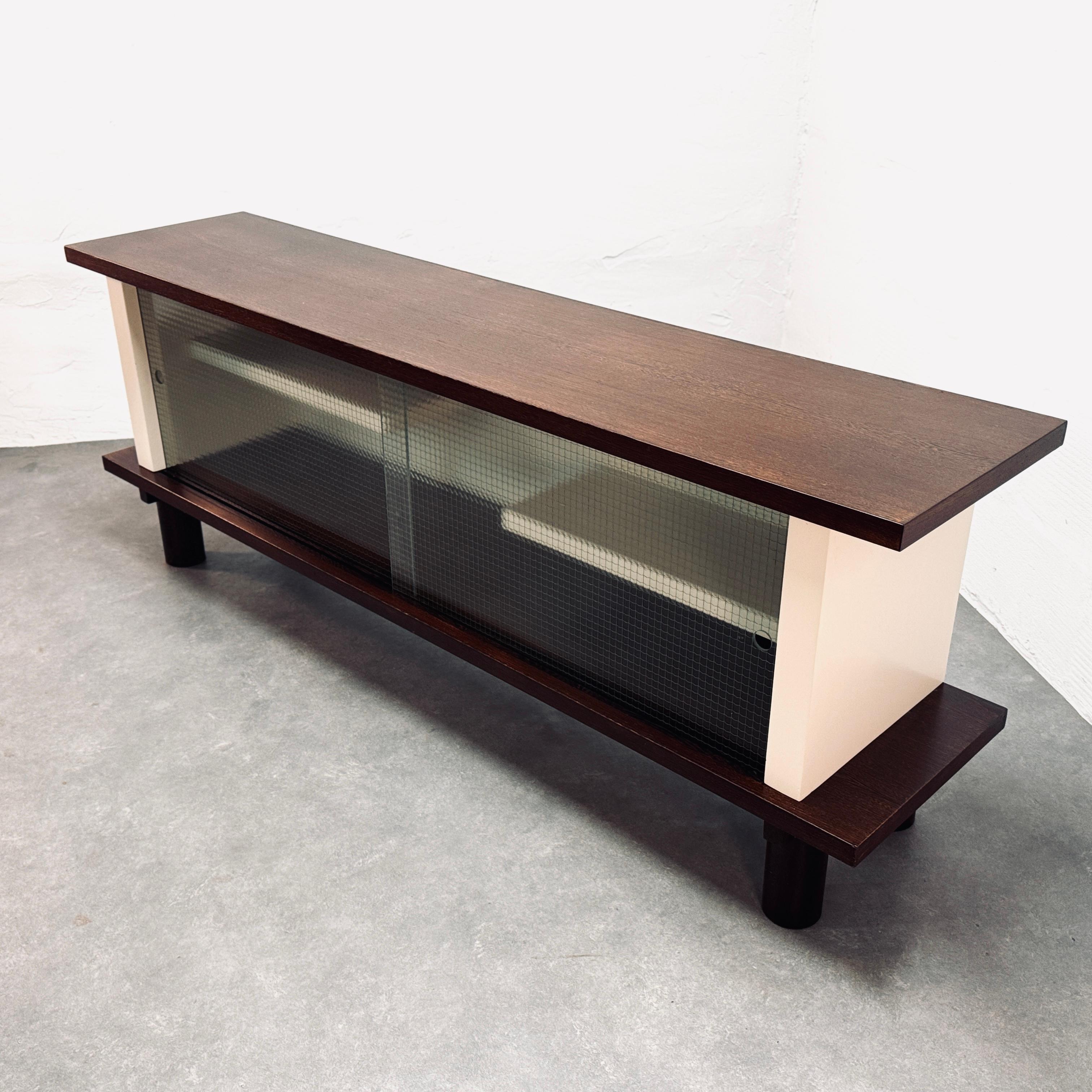 Modernista, minimalista, escuela Haque, Credenza, Metz & Co. feel, años 70 Holandés en venta