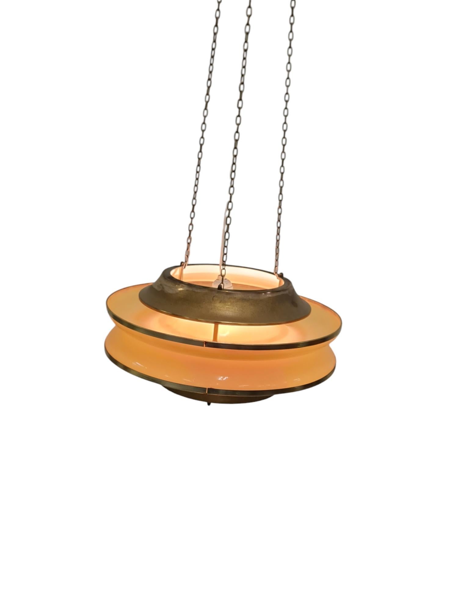 Modernistic Slatted Kai Ruokonen Ceiling Pendant in Brass and Beige, Lynx 1970s 6