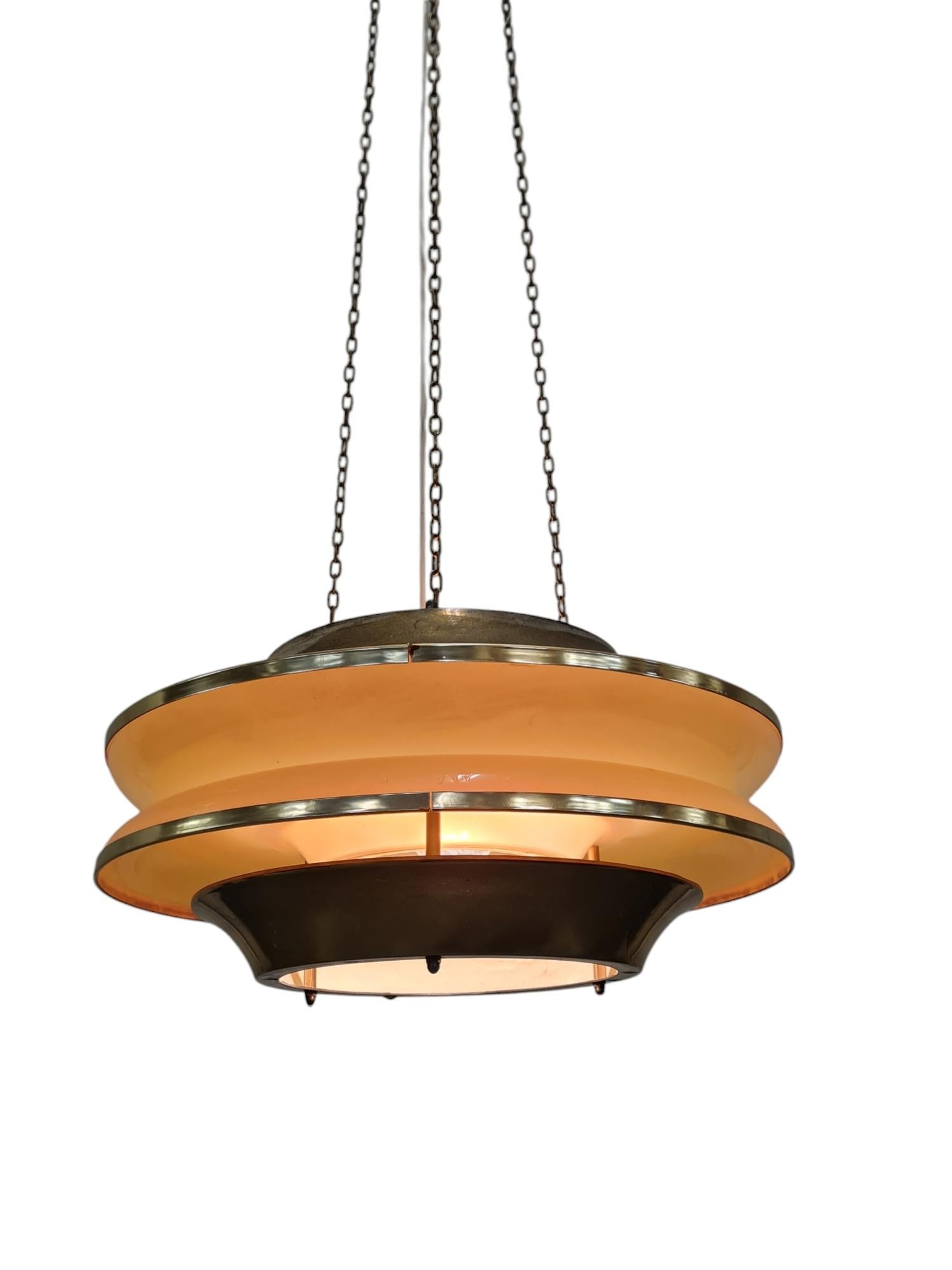 Modernistic Slatted Kai Ruokonen Ceiling Pendant in Brass and Beige, Lynx 1970s 8