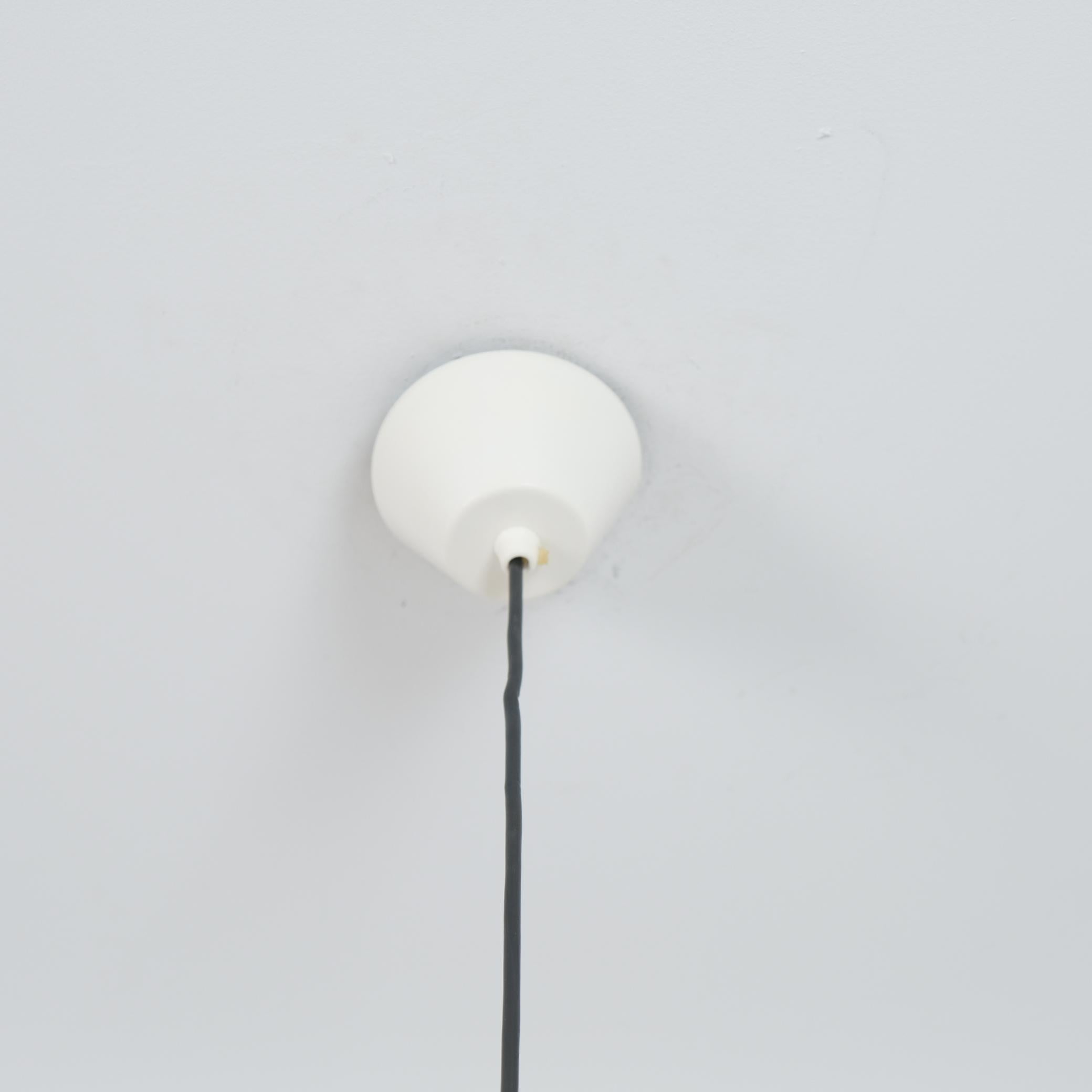 Ciondolo da soffitto modernista a doghe di Kai Ruokonen in argento e rosso, Lynx 1970s in vendita 5