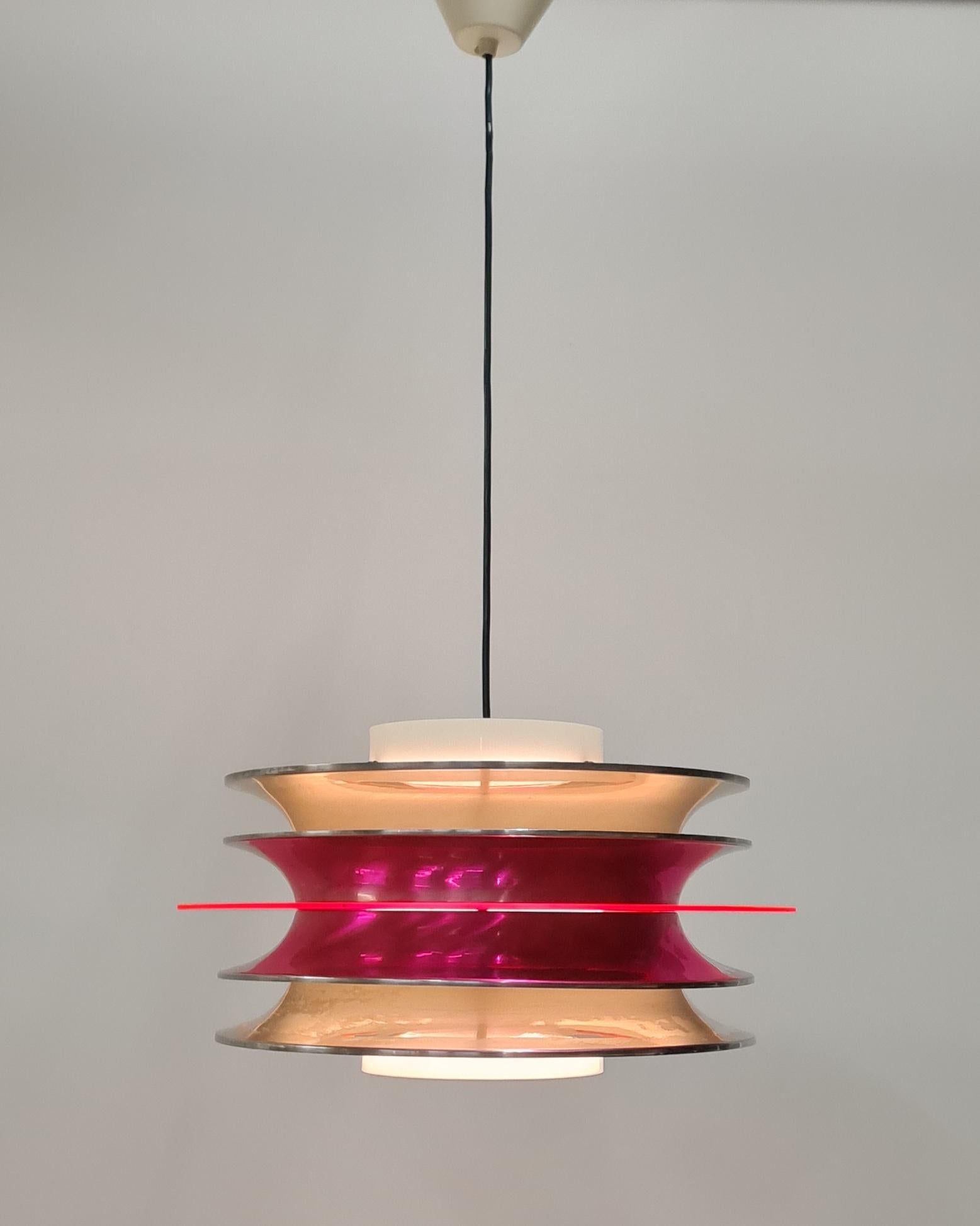 Modernistic Slatted Kai Ruokonen Ceiling Pendant in Silver and Red, Lynx 1970s For Sale 10