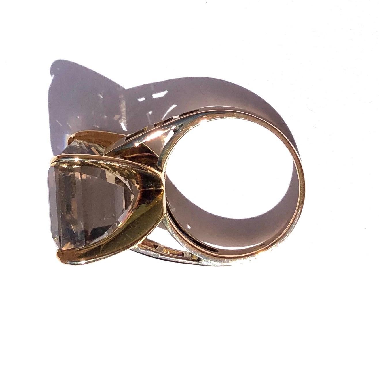 Women's Modernistic Smokey Quartz and 18 Carat Gold Cocktail Ring