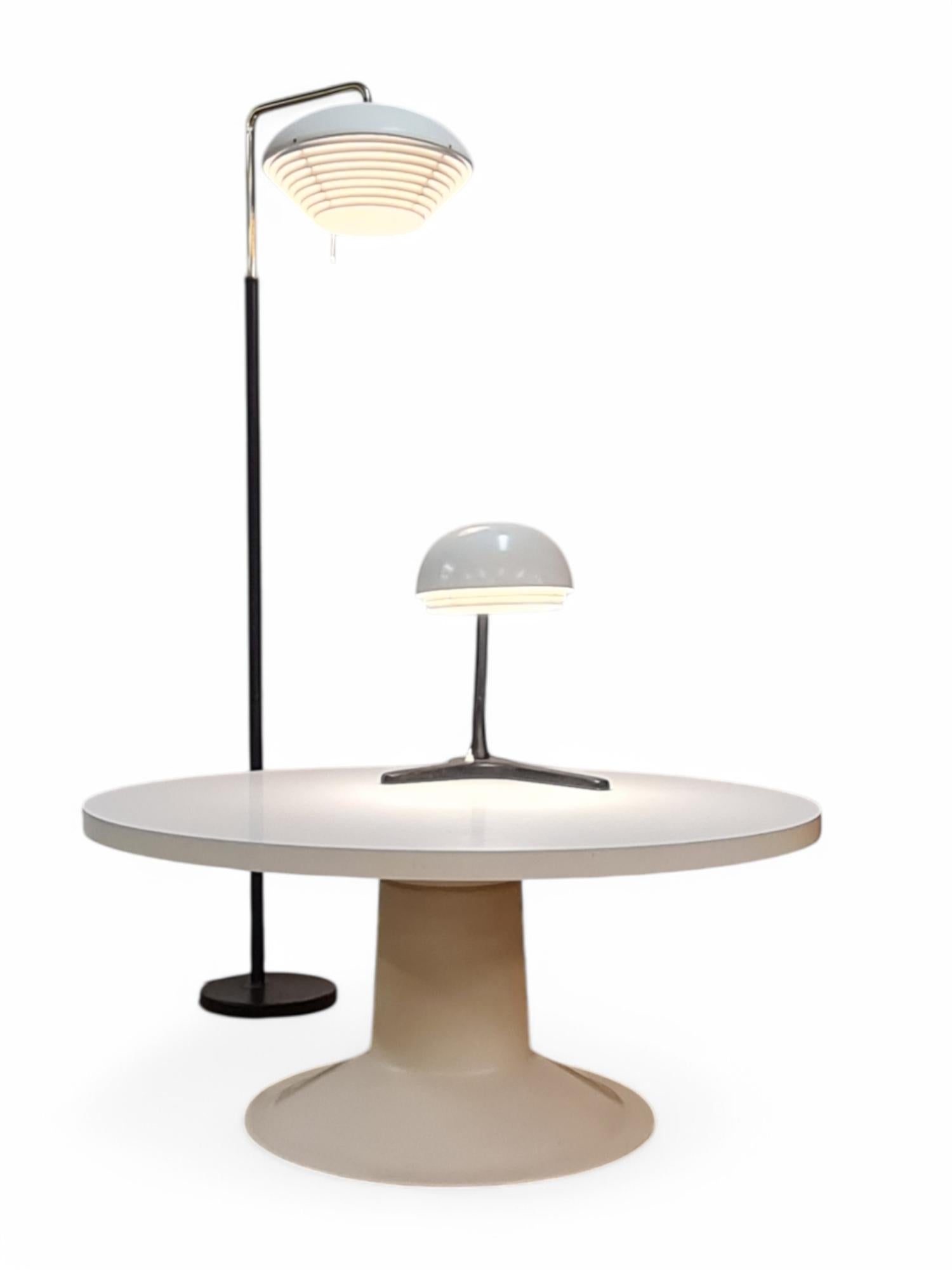 Mid-Century Modern Modernistic Yrjö Kukkapuro Saturnus Low Table in White, Haimi 1970s For Sale