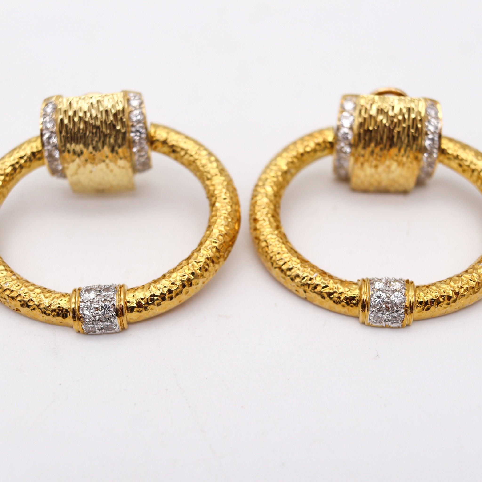 Modernist MODERNISTS 1970 Door Knockers Earrings In 18Kt Gold With 2.84 Ctw Diamonds For Sale