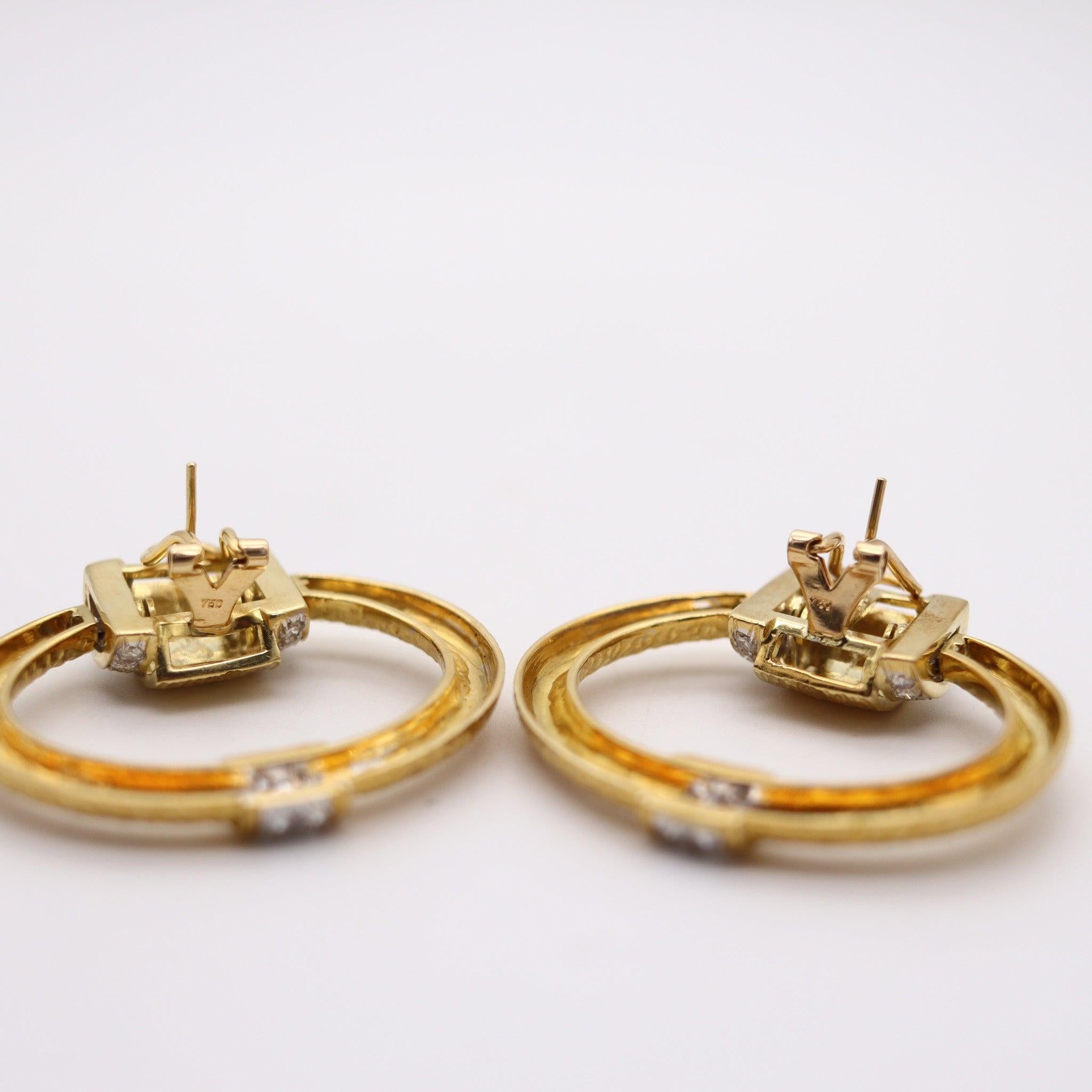 Women's MODERNISTS 1970 Door Knockers Earrings In 18Kt Gold With 2.84 Ctw Diamonds For Sale
